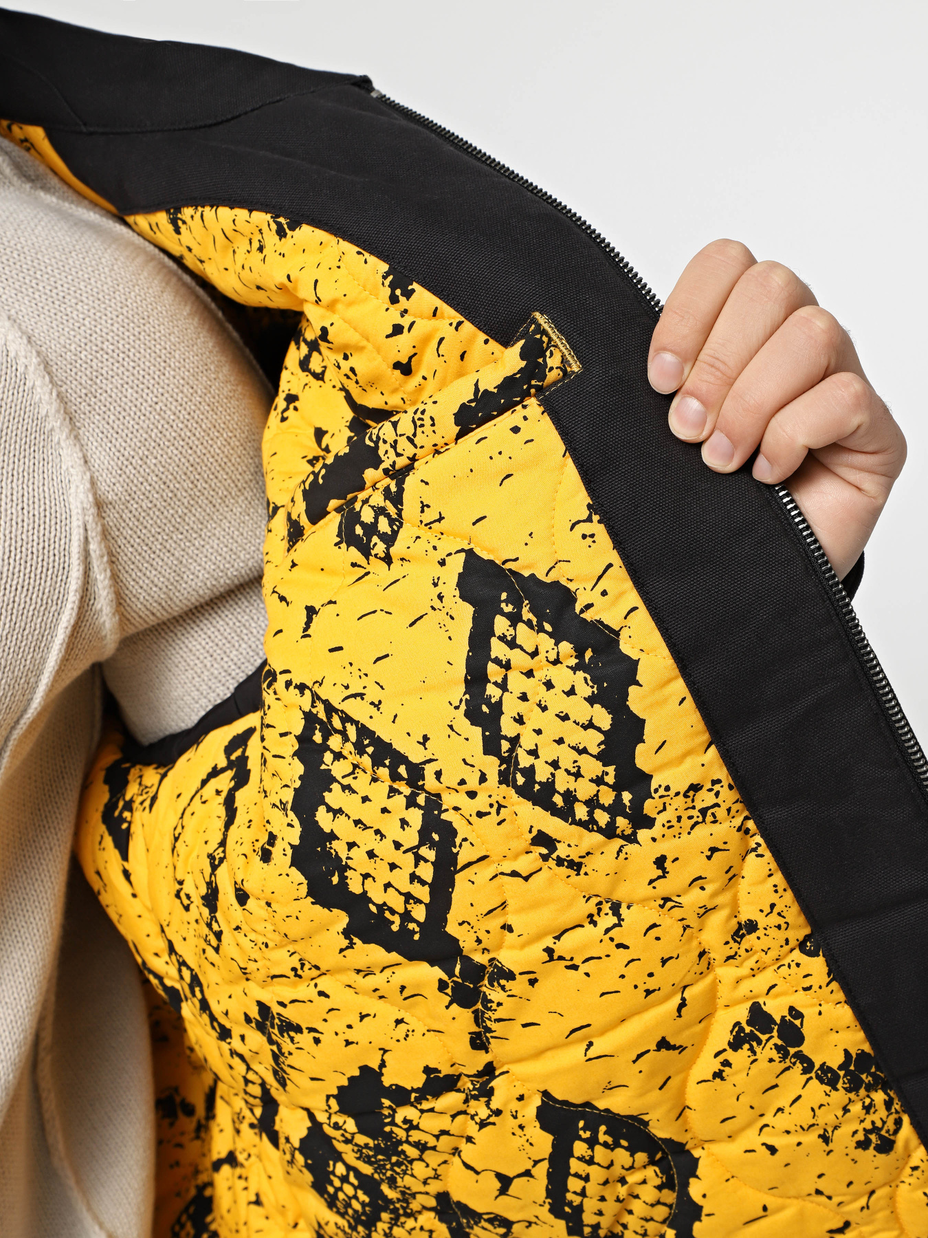 Куртка-сорочка Vans Raw Instinct модель VN000R8XBLK1 Фото