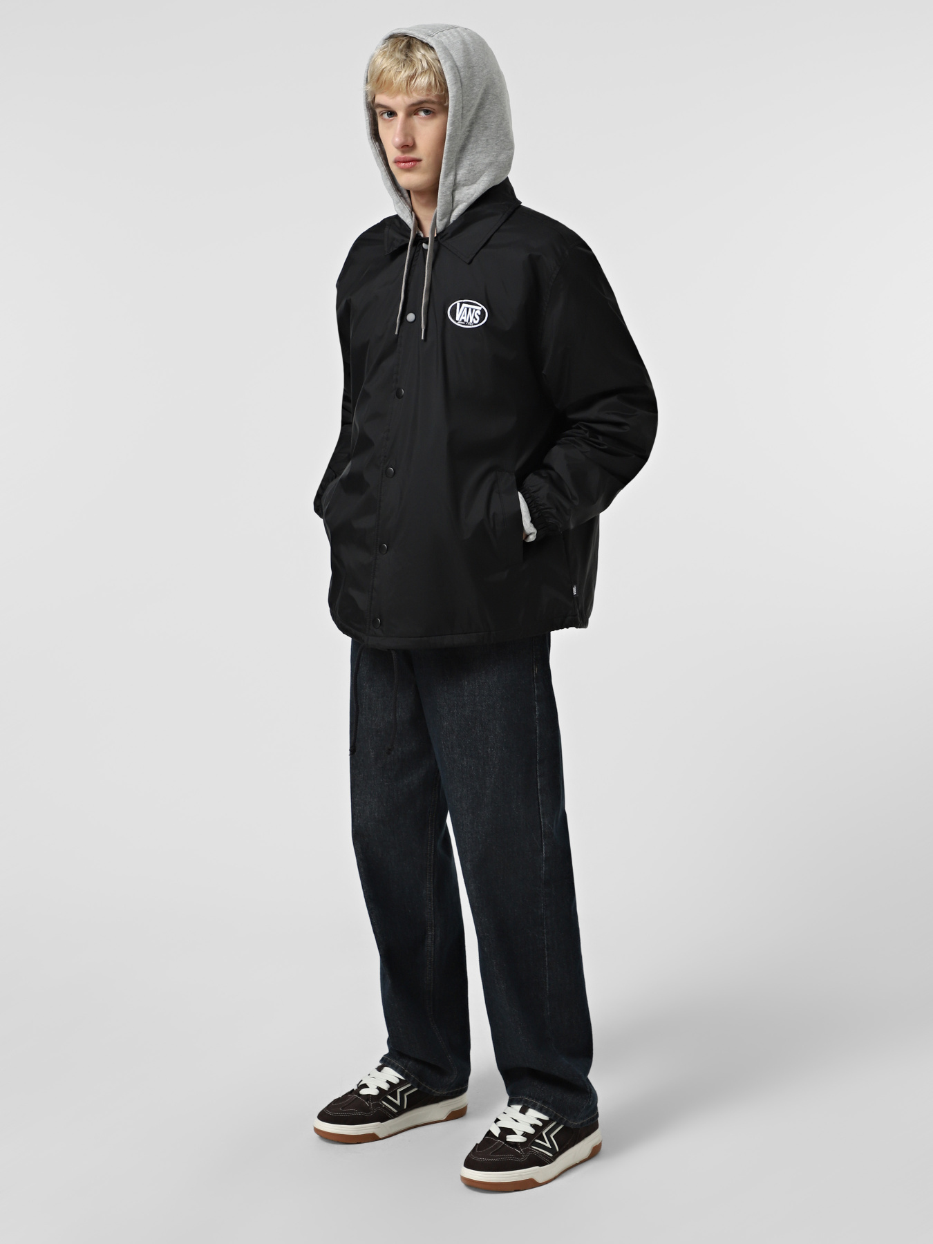 Демісезонна куртка Vans Riley модель VN000P75BLK1 Фото