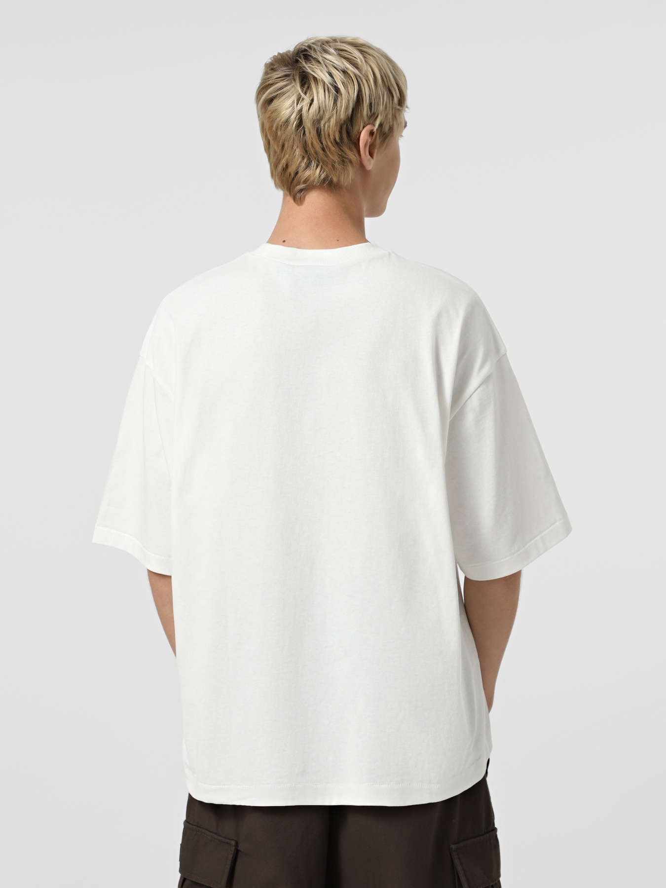 Футболка Vans Raw Instinct модель VN000R94FS81 Футболка Vans Raw Instinct модель VN000R94FS81 Фото