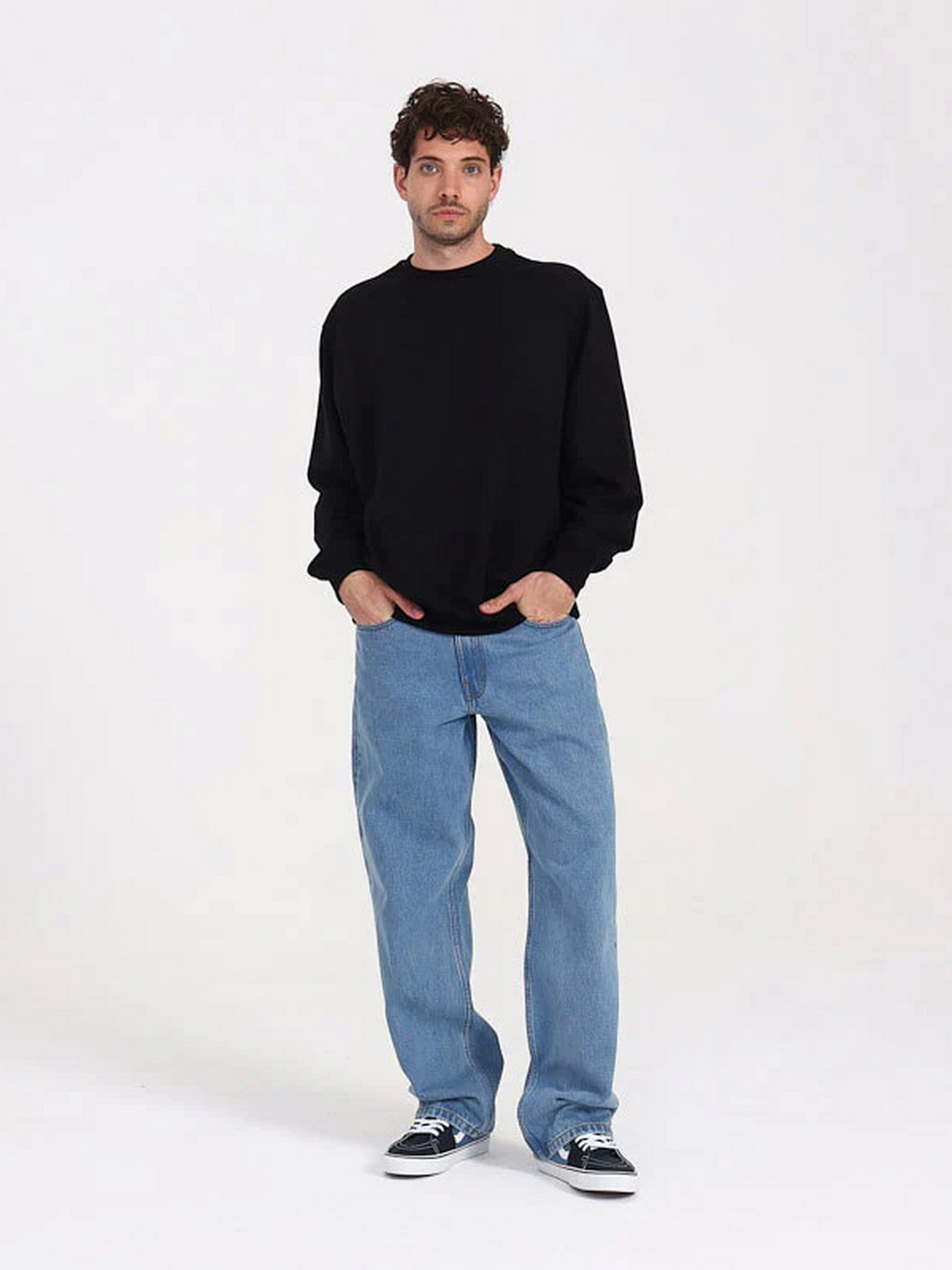 Свитшот Vans Scripted Vans Crew модель VN000PA6BLK1 Фото