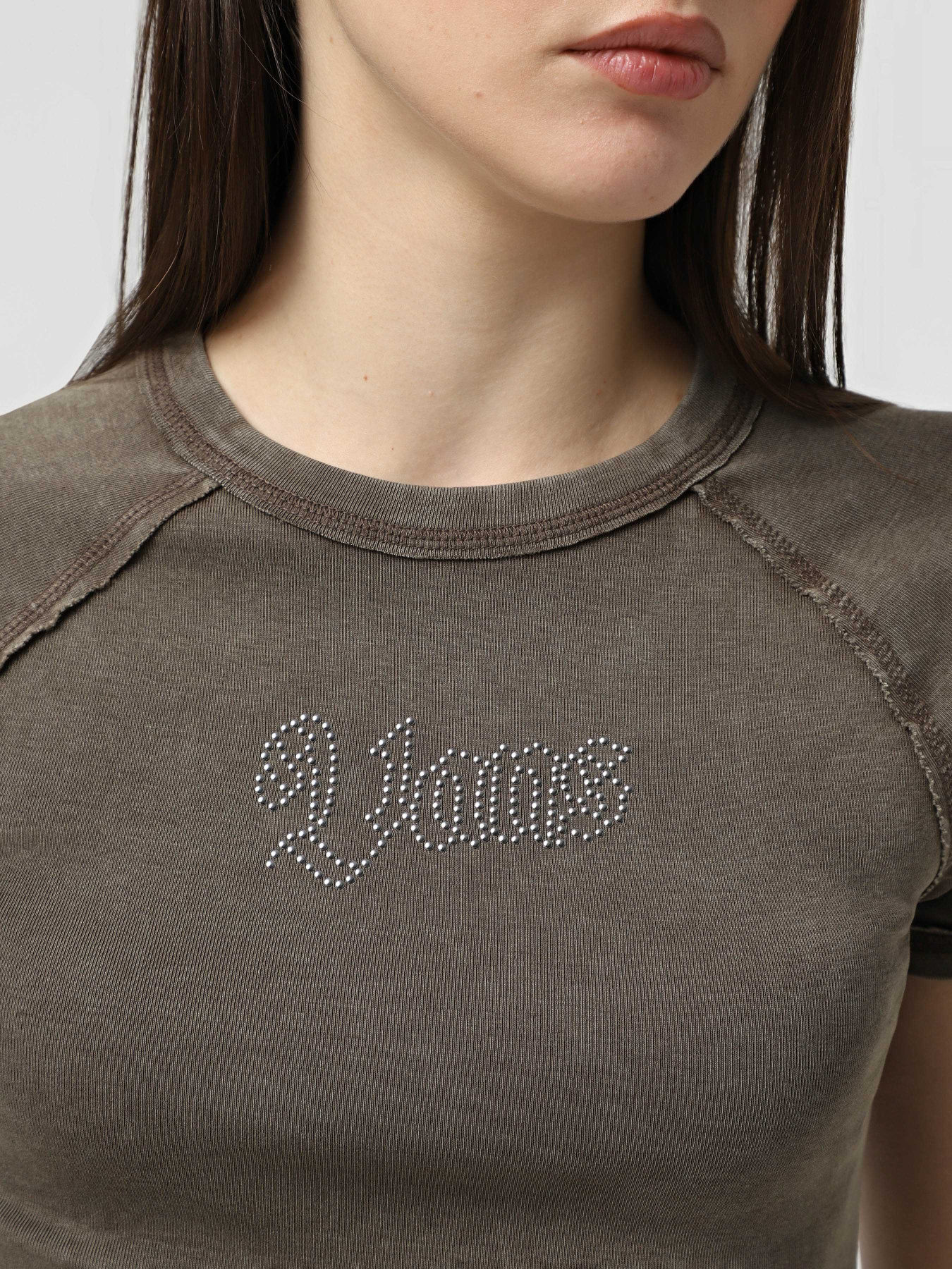 Топ Vans Claire Embellished Baby Tee модель VN000Q0PEMP1 Топ Vans Claire Embellished Baby Tee модель VN000Q0PEMP1 Фото