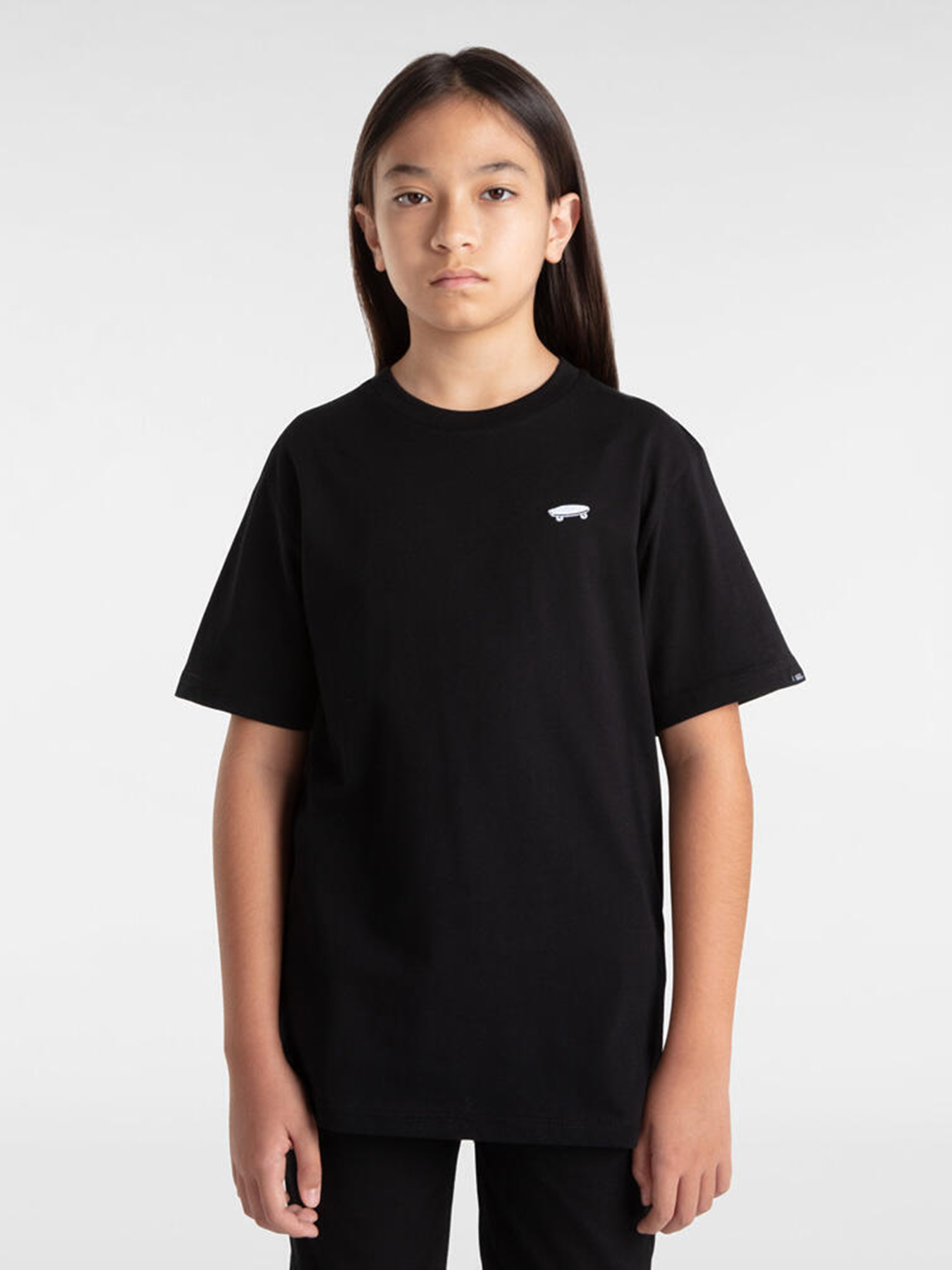 Лонгслив Vans LEFT CHEST II LOOSE LS модель VN000P1SBLK1 Лонгслив Vans LEFT CHEST II LOOSE LS модель VN000P1SBLK1 Фото