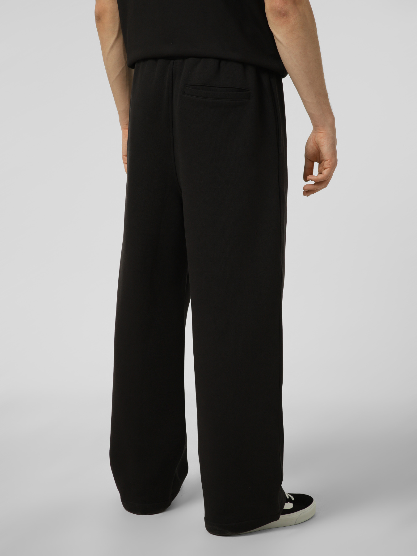 Прямі джинси Vans STRAIGHT LEG SWEATPANT модель VN000XDABLK1 Фото