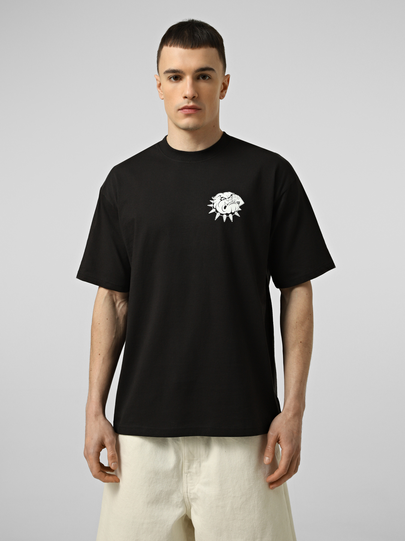 Футболка Vans BULLY SS TEE модель VN000XHRBLK1 Футболка Vans BULLY SS TEE модель VN000XHRBLK1 Фото