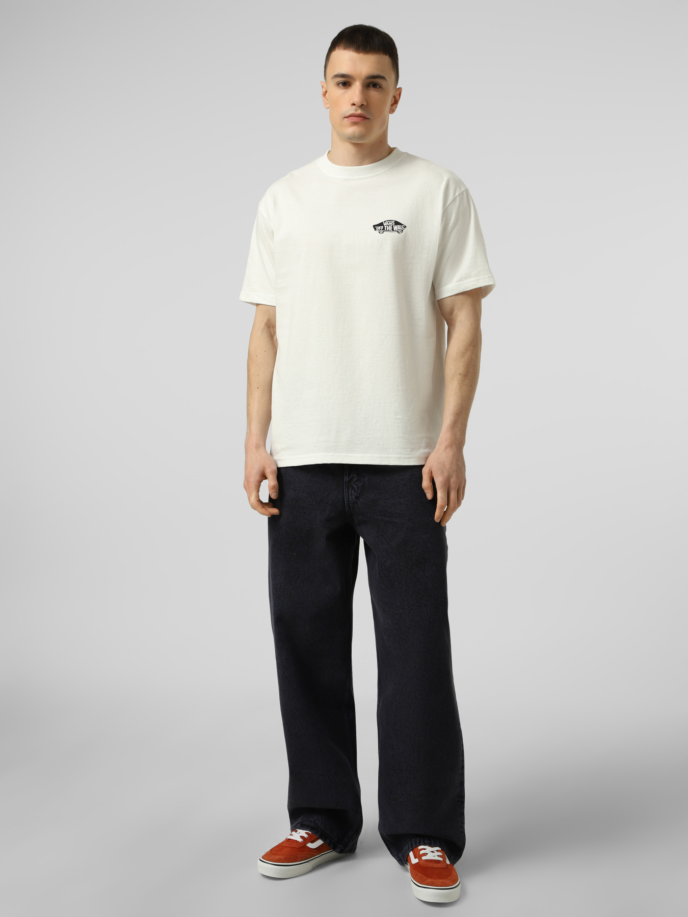 Футболка Vans DOUBLE STANDARD SS TEE модель VN000SYDYB21 Фото