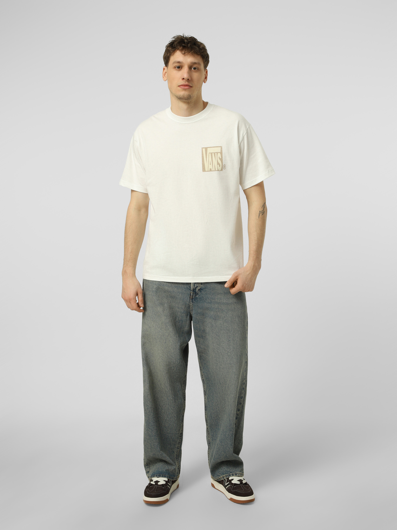 Футболка Vans STRETCH STACK CRACKLE SS TEE модель VN000SWEWHT1 Фото