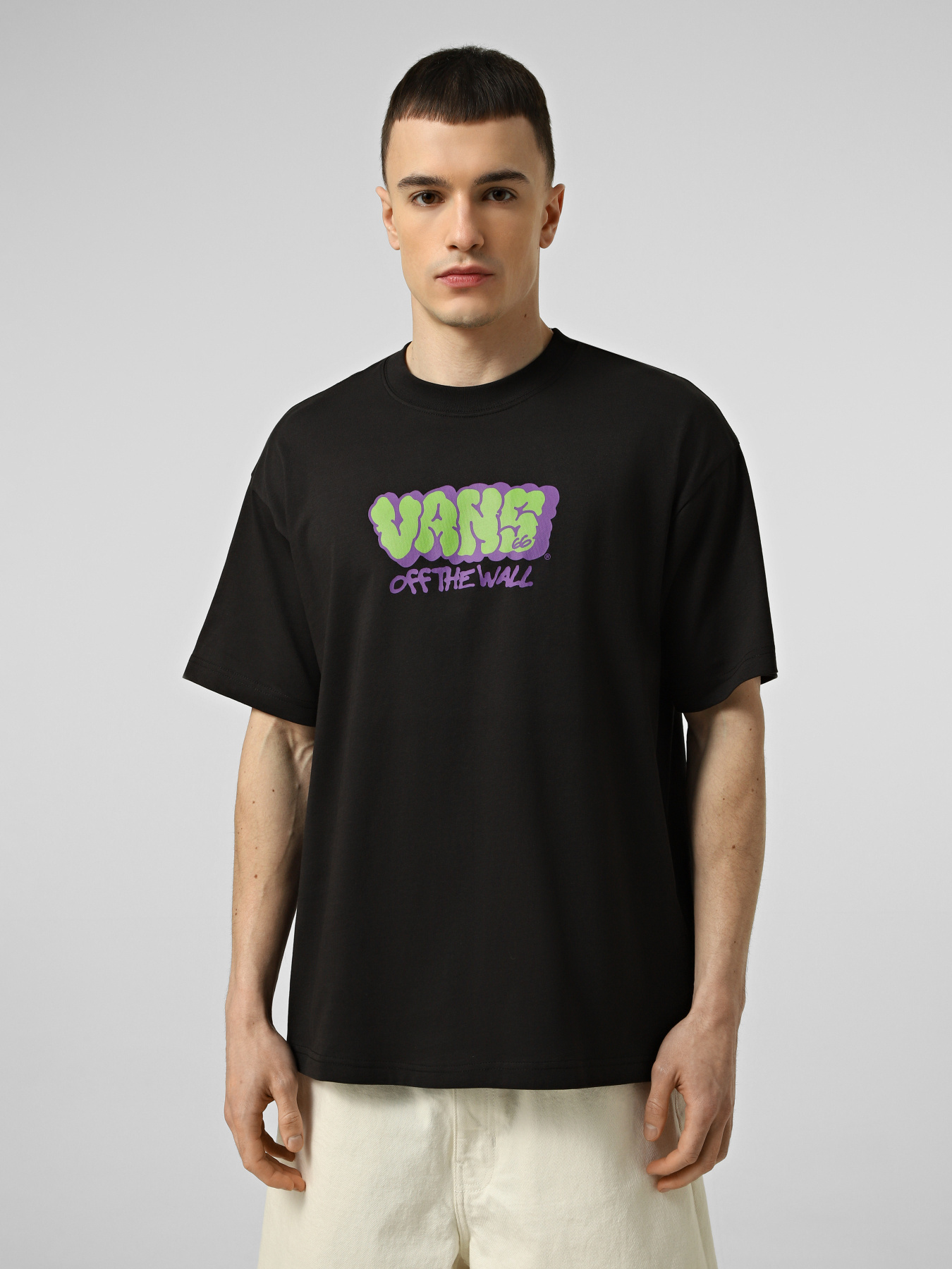 Футболка Vans VANS GRAFF LOOSE SS TEE модель VN000VYBBLK1 Футболка Vans VANS GRAFF LOOSE SS TEE модель VN000VYBBLK1 Фото