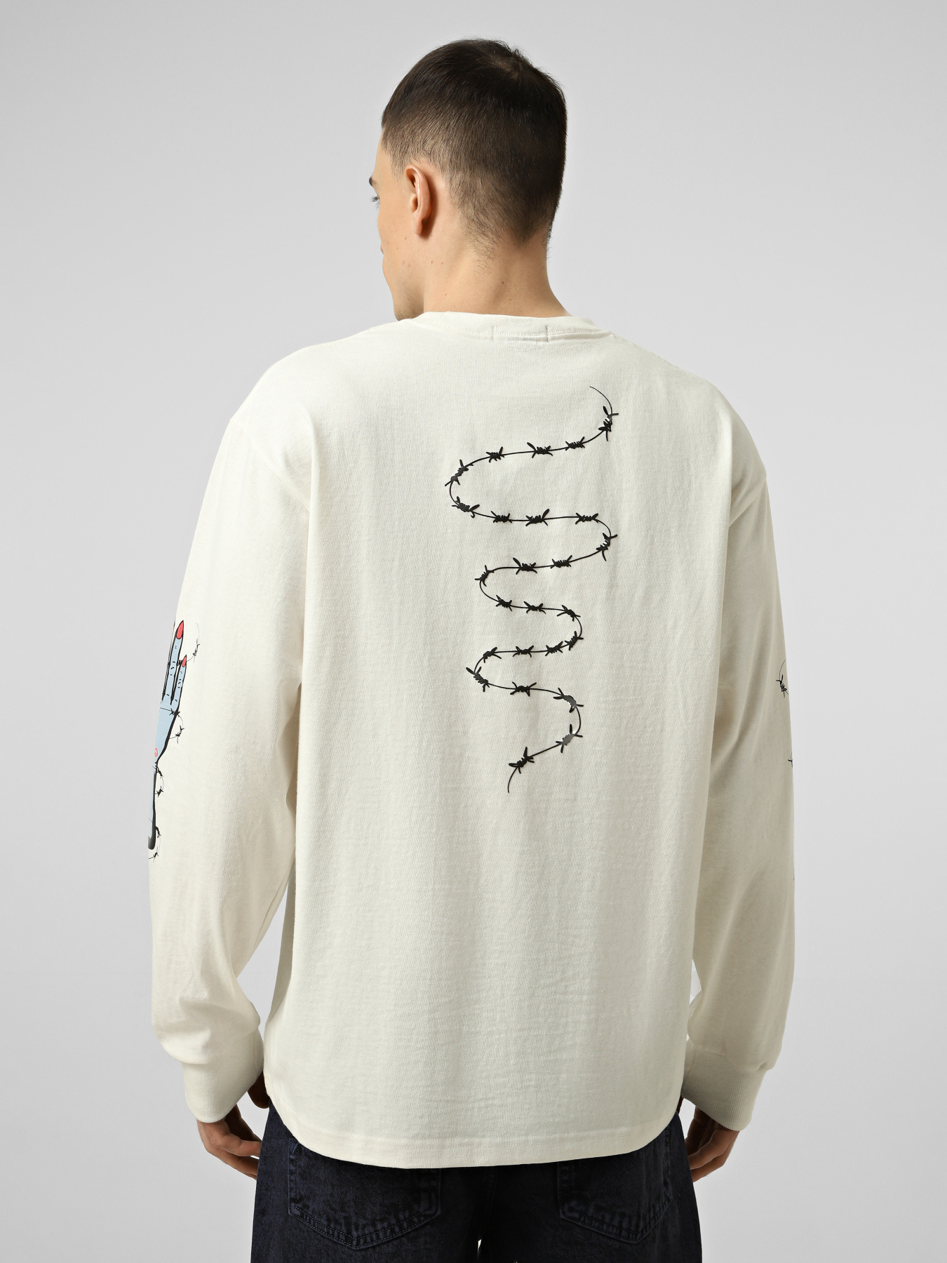 Лонгслив Vans LX DAYANA ZOMBIE HAND LS TEE модель VN000ST1C9F1 Фото