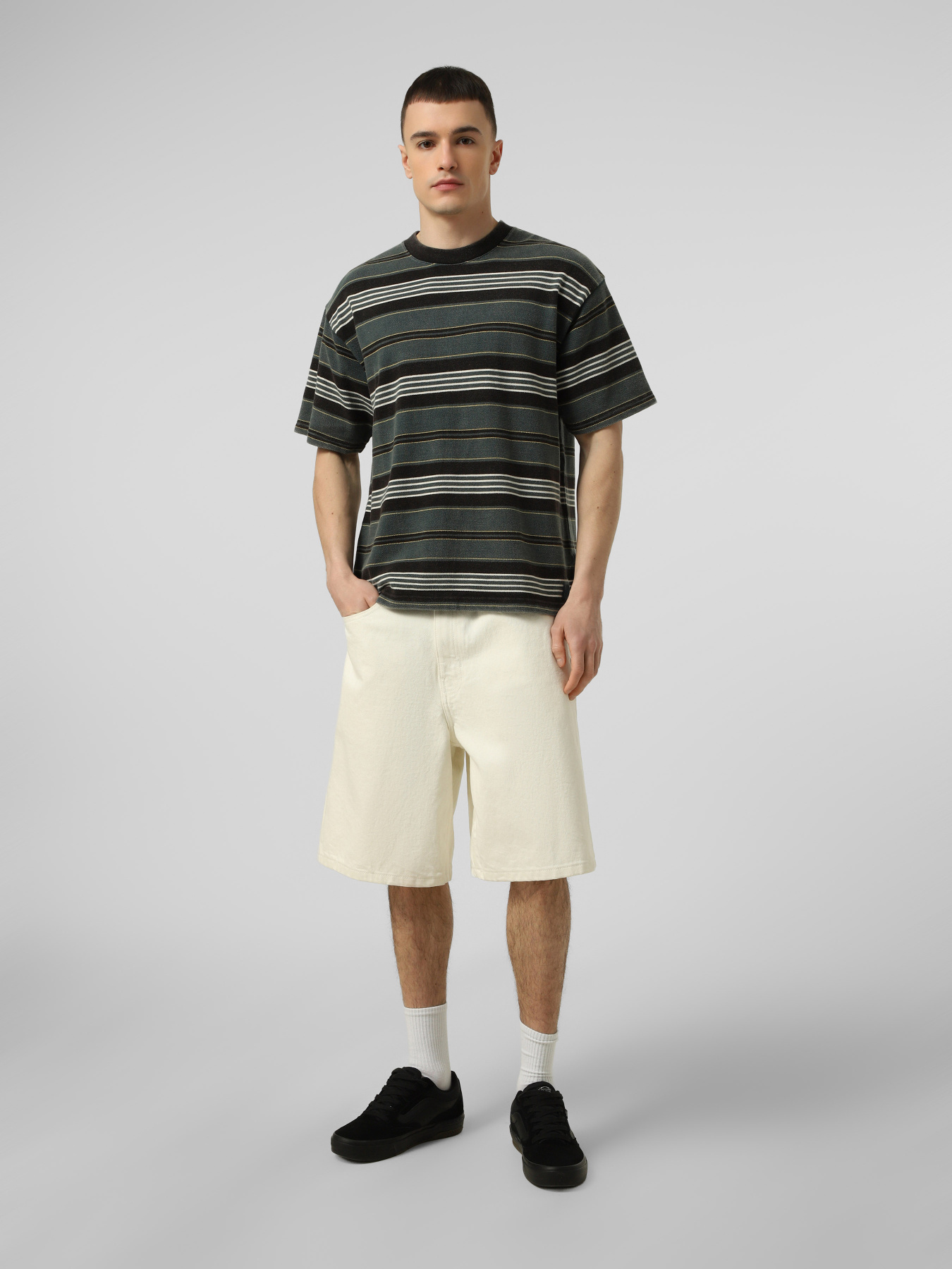 Vans модель VN000T6BFRJ1 Фото