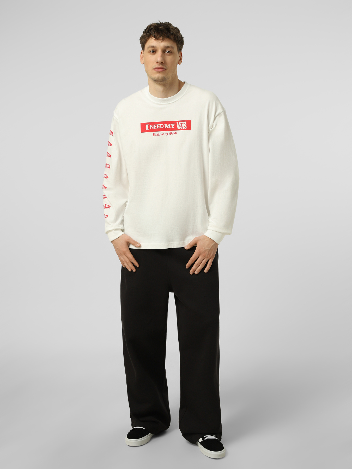 Лонгслів Vans I NEED MY LS TEE модель VN000SRDWHT1 Фото