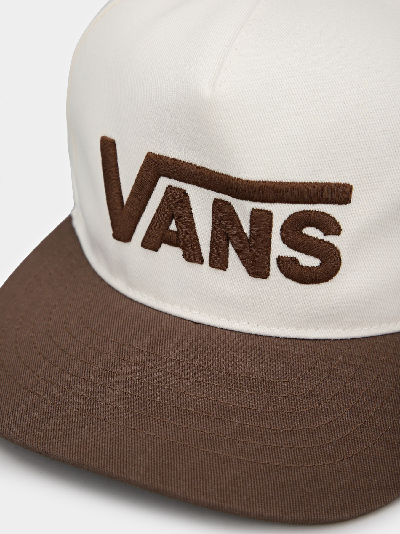 Шапки та кепки Vans DROP V LOGO SNAPBACK модель VN000QAHFST1 Шапки та кепки Vans DROP V LOGO SNAPBACK модель VN000QAHFST1 Фото