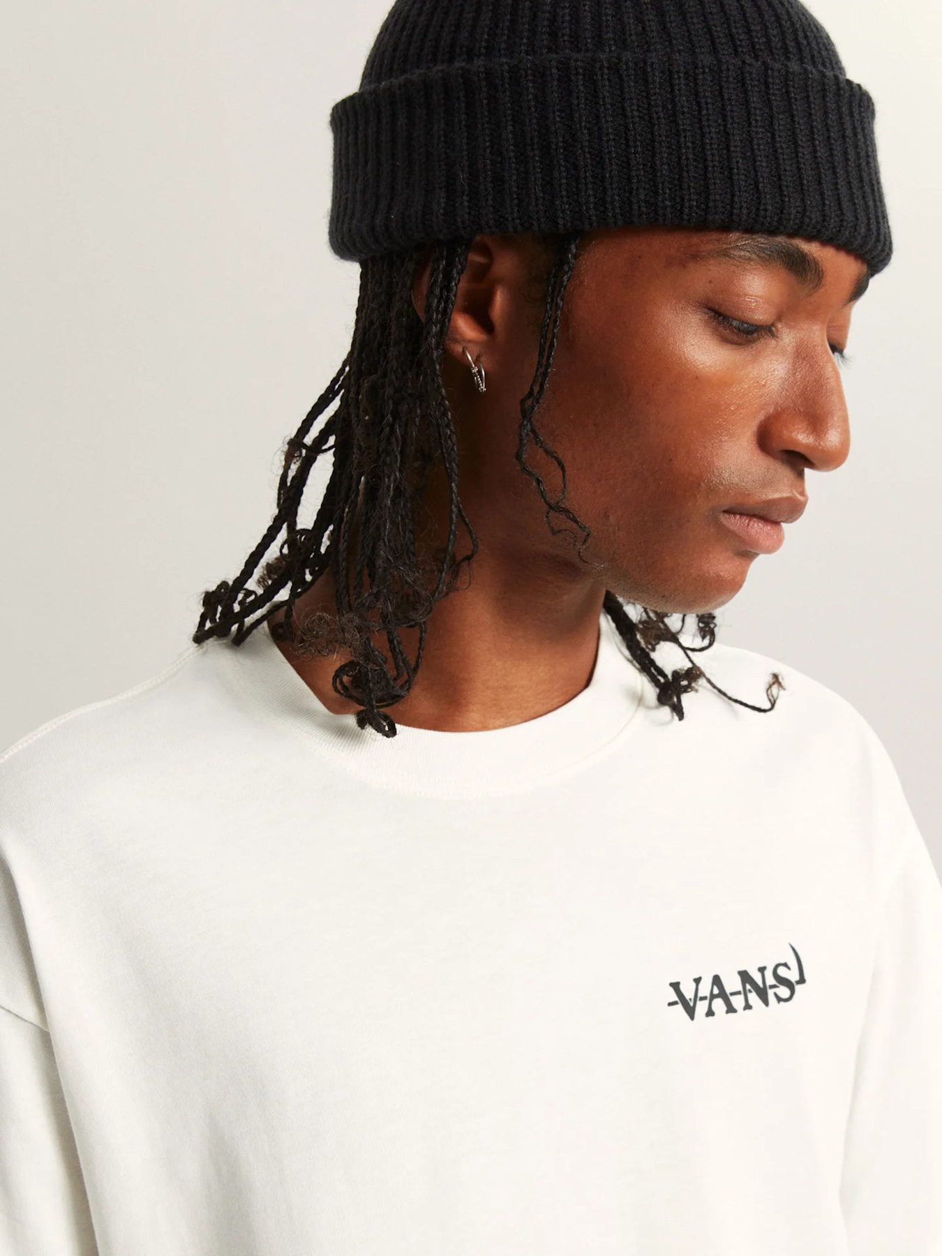 Футболки і поло Vans ALL & NOUGHT LOOSE SS TEE модель VN000VY9C9F1 Фото