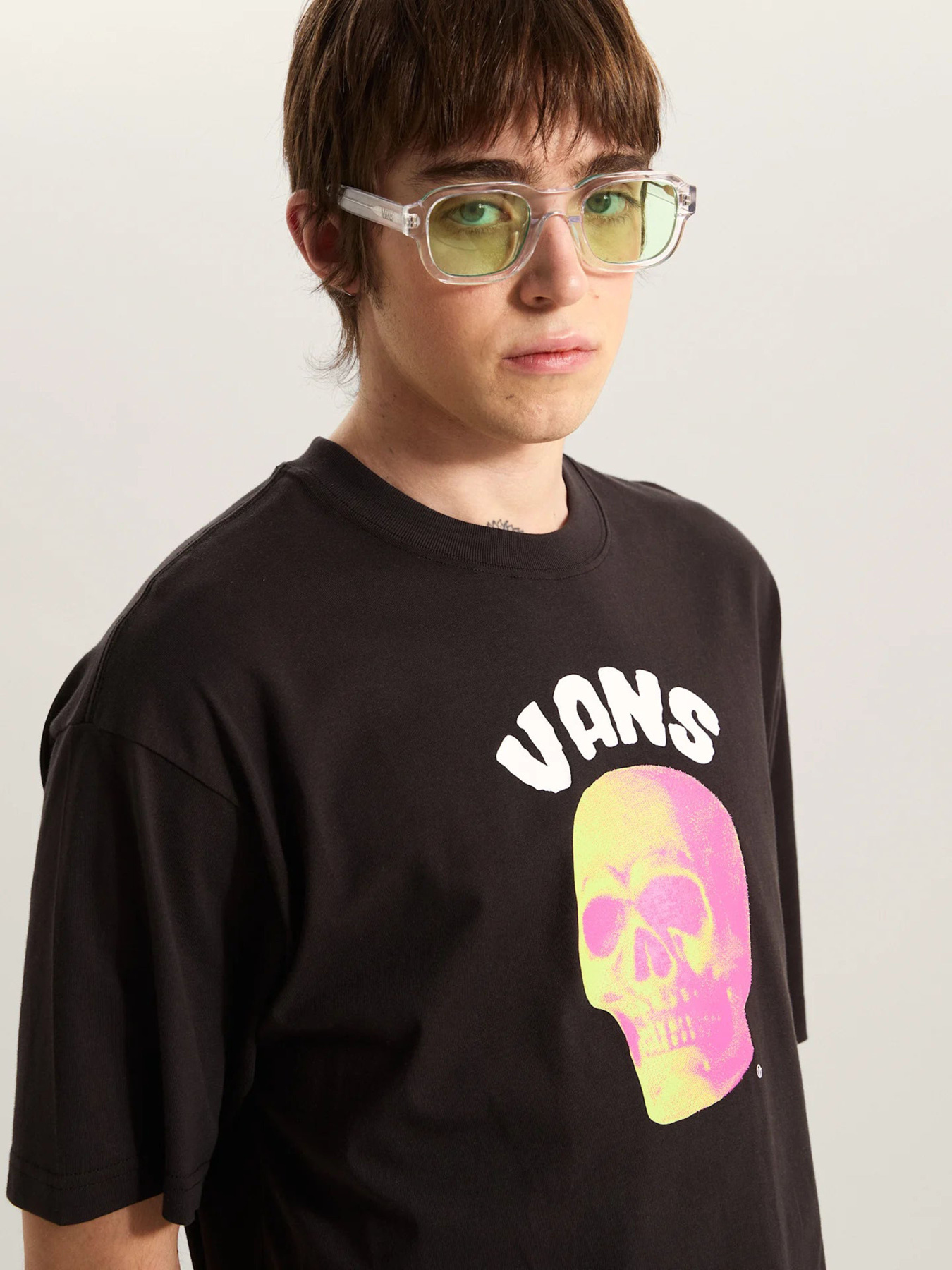 Футболки и поло Vans BONE HEAD LOOSE SS TEE модель VN000VYWBLK1 Фото