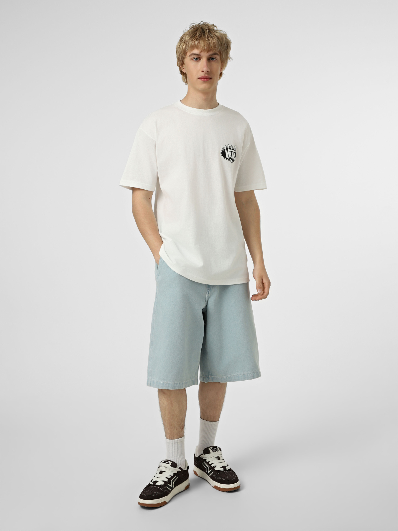 Футболки и поло Vans SHOW OFF SS TEE модель VN000SWTWHT1 Фото