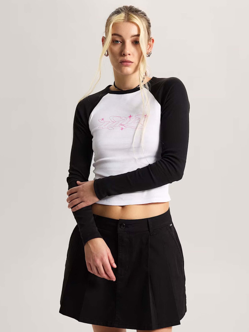Худи и свитшоты Vans Y2K STAR RAGLAN LS модель VN000XDTBLK1 Фото
