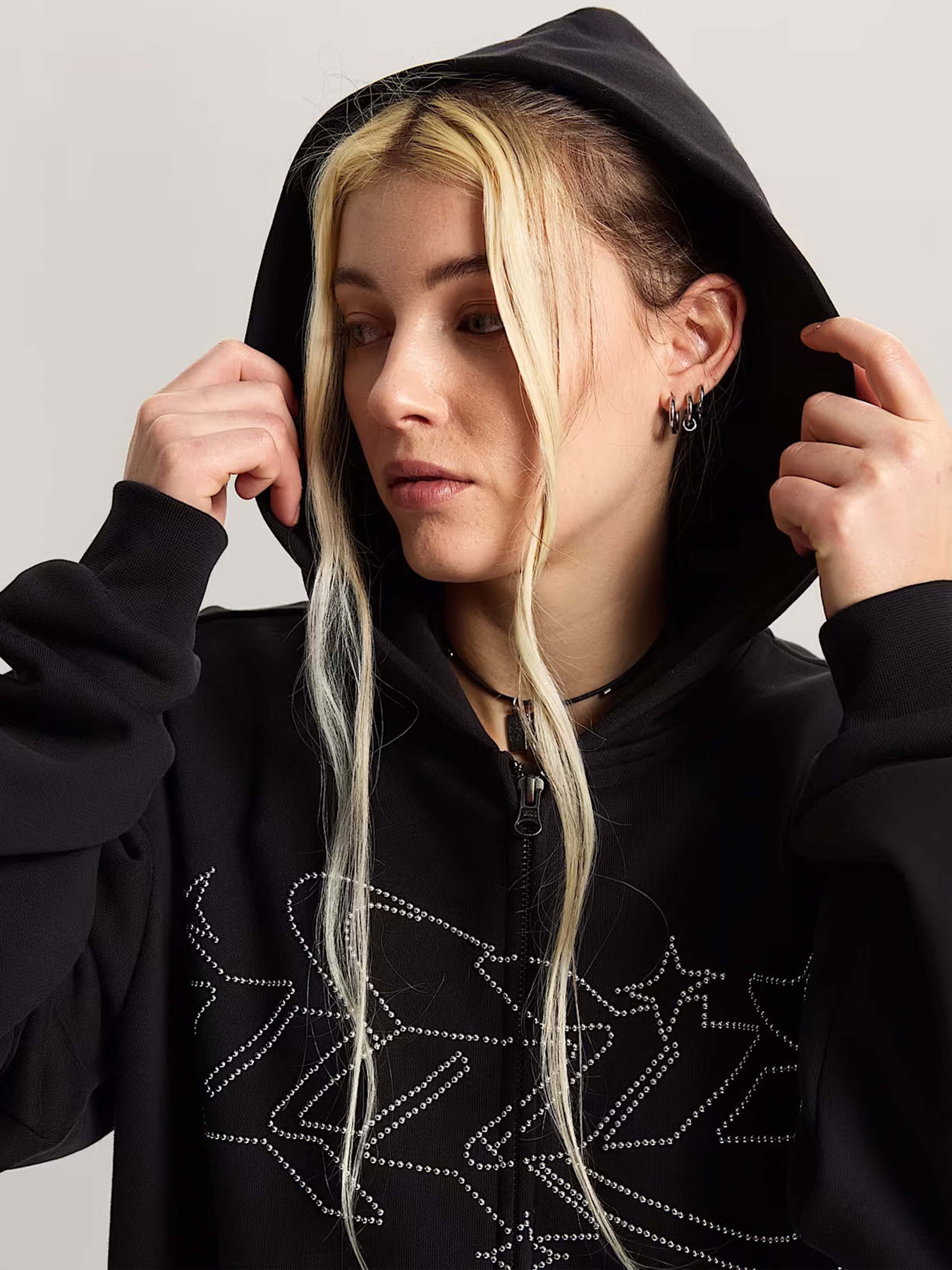 Худи и свитшоты Vans Y2K STAR FZ модель VN000XDNBLK1 Фото