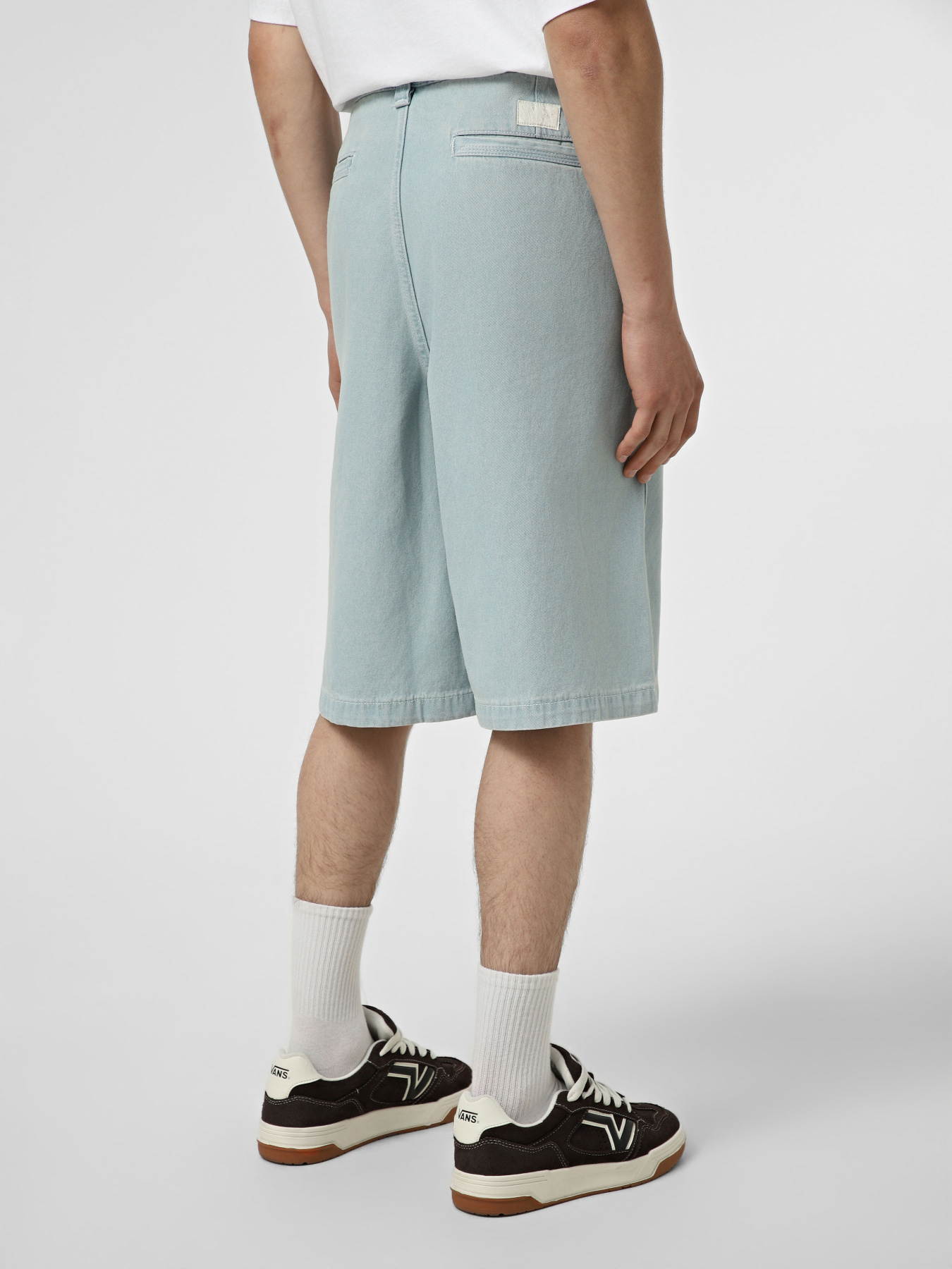 Шорты Vans LX AUTHENTIC CHINO BAGGY DENIM модель VN000T7STTJ1 Фото