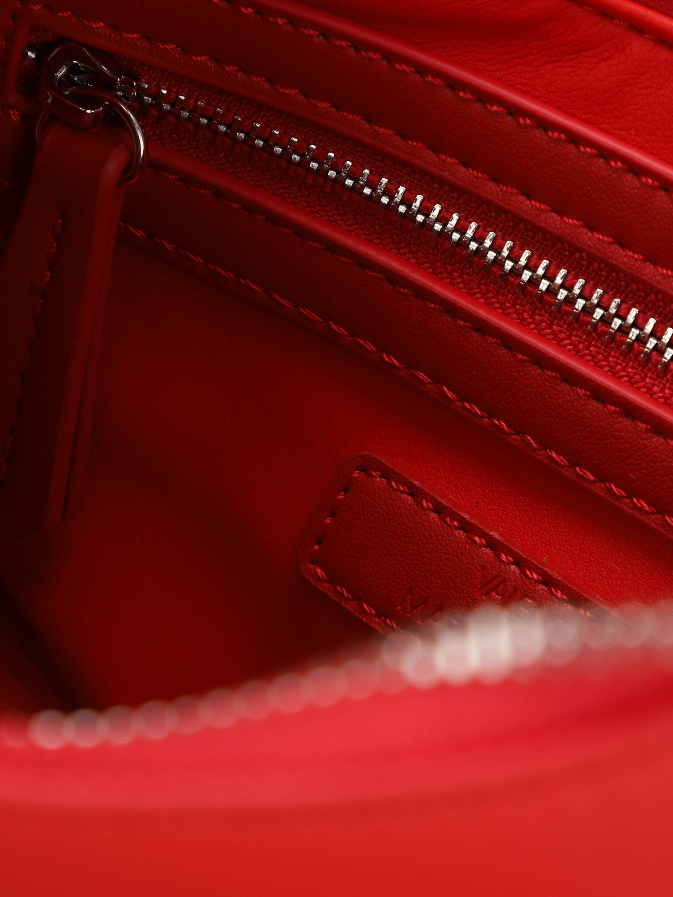 Хобо Valentino Vancouver модель VBS7G901 003 Хобо Valentino Vancouver модель VBS7G901 003 Фото