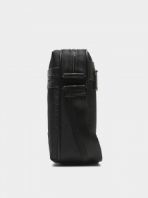 Мессенджер Valentino Nik Re модель VBS7CN20 001 Мессенджер Valentino Nik Re модель VBS7CN20 001 Фото