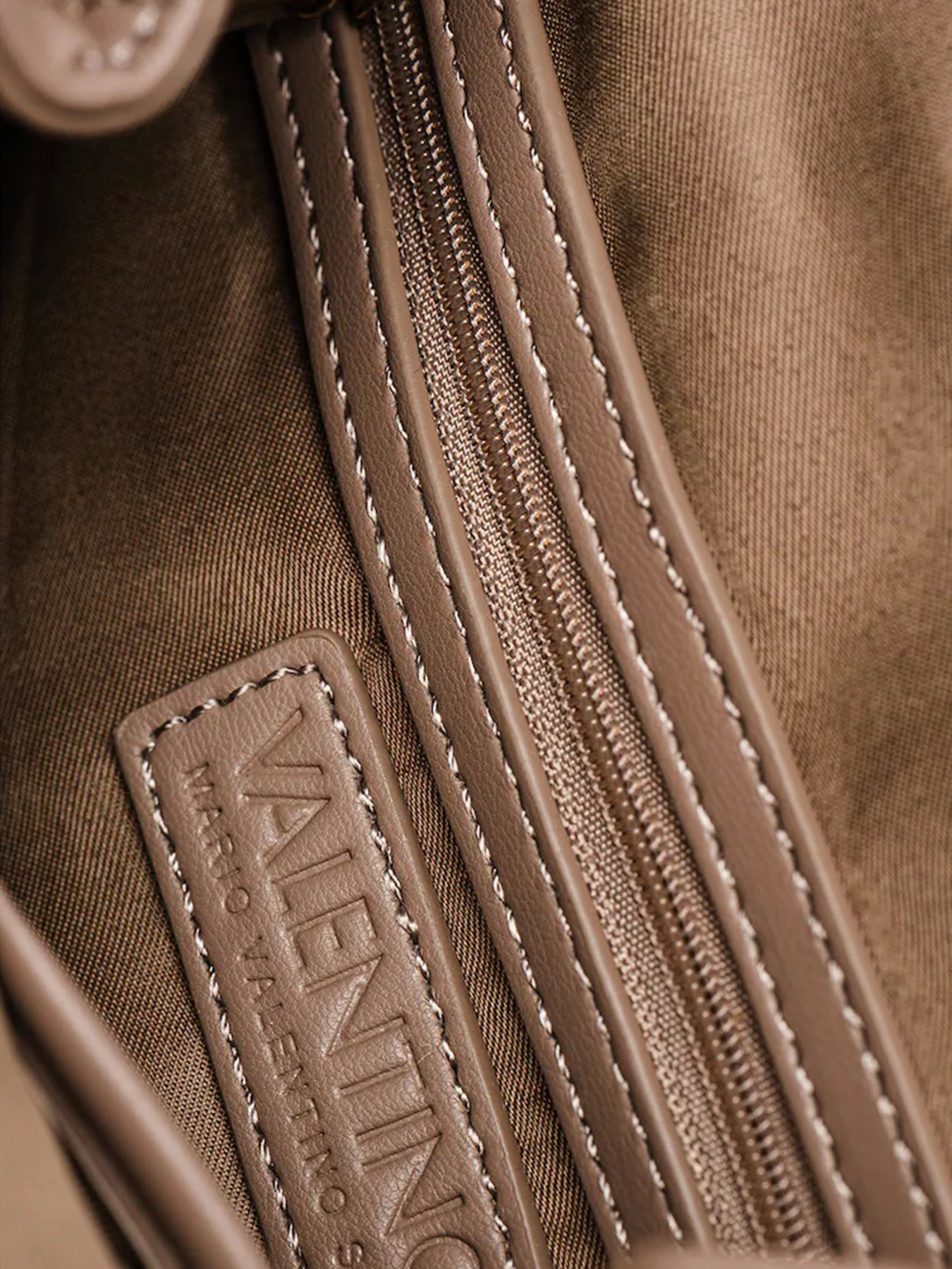 Рюкзаки Valentino модель VBS3KK12 TAUPE Фото