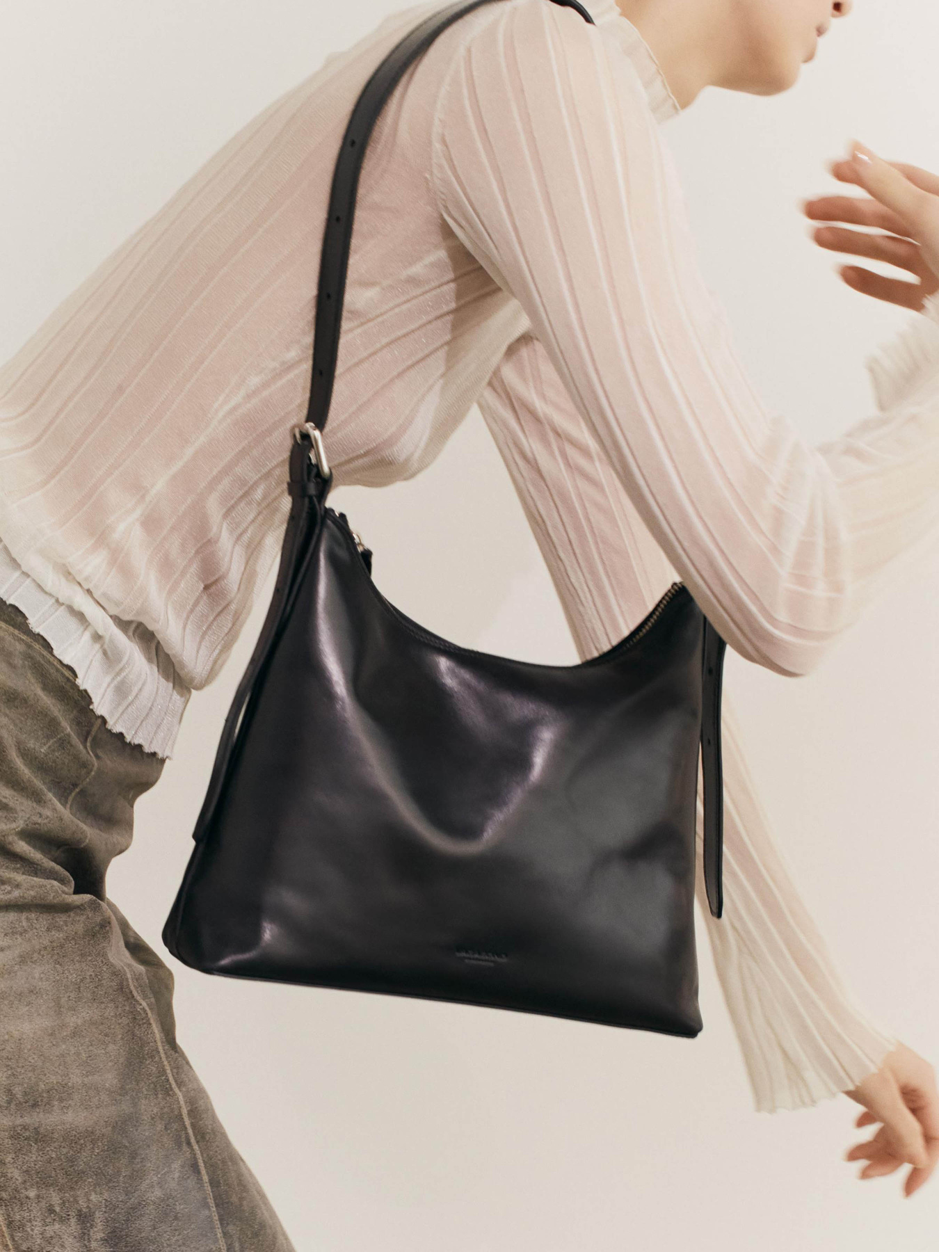 Хобо VAGABOND Bari модель BN01-001-20 Фото