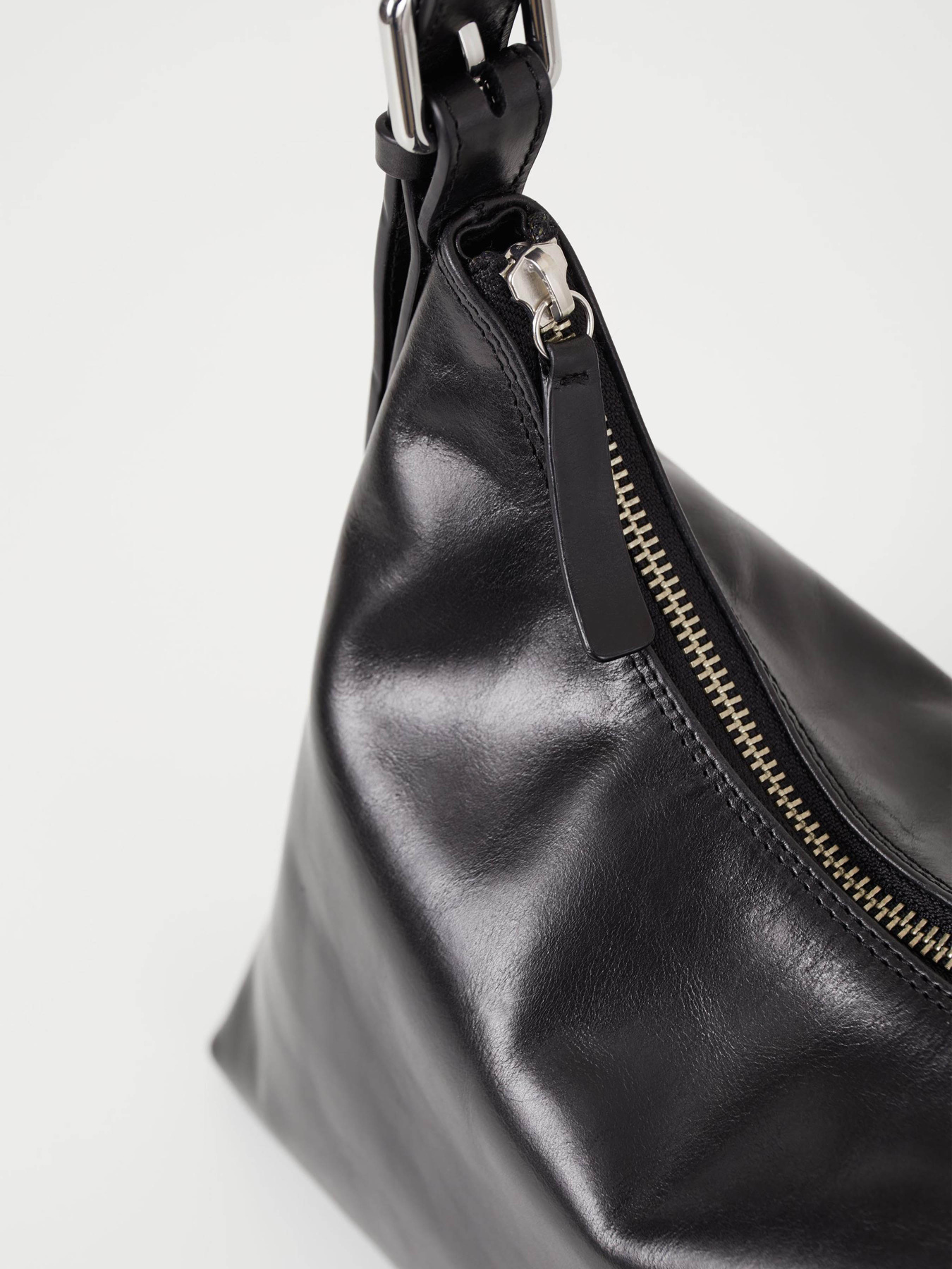 Хобо VAGABOND Bari модель BN01-001-20 Фото