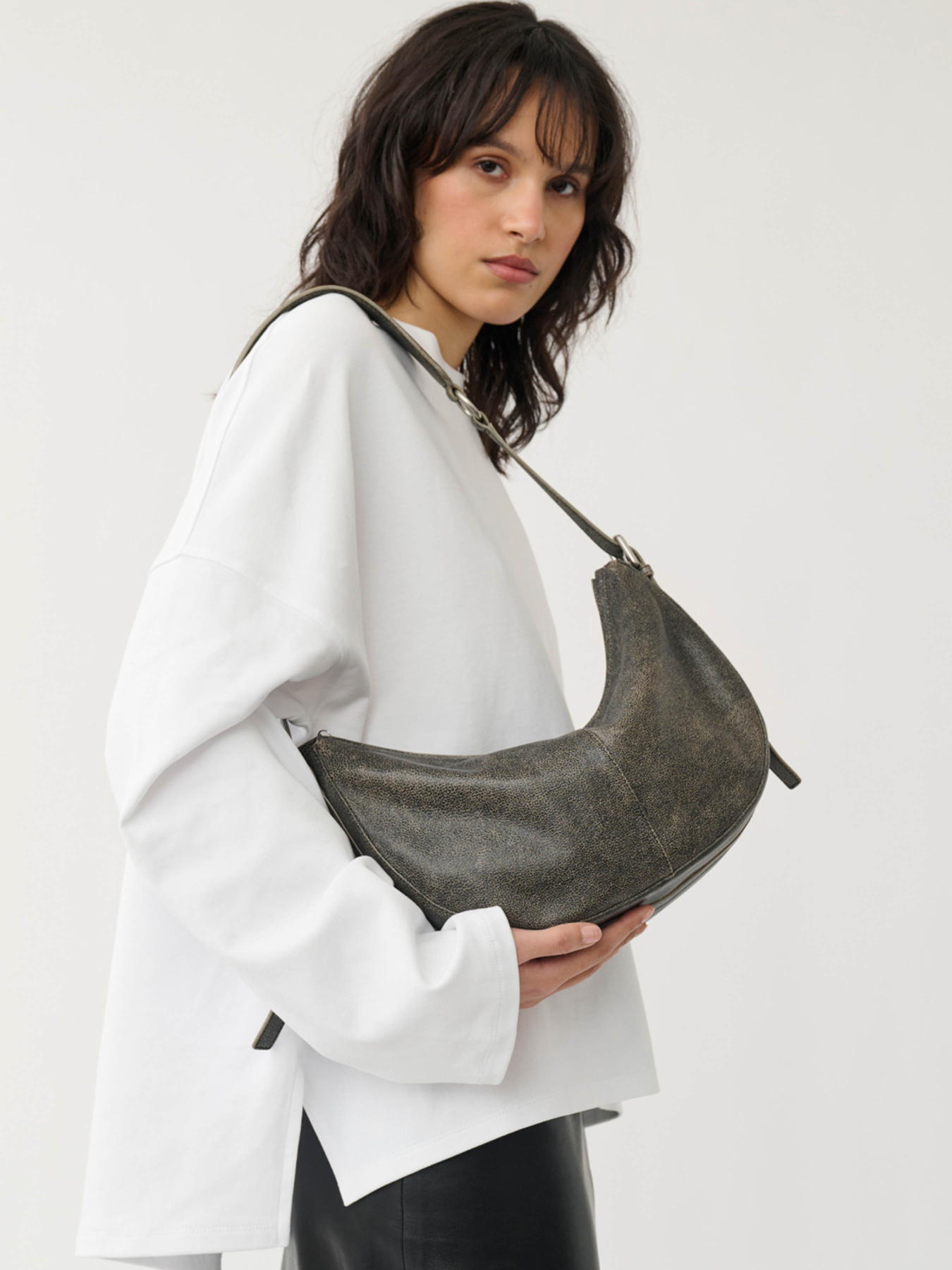 Хобо VAGABOND Itami модель BM01-107-18 Фото