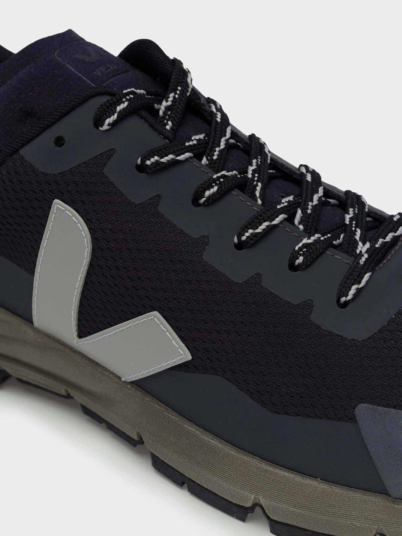 Кросівки повсякденні Veja модель DC0102581 Фото