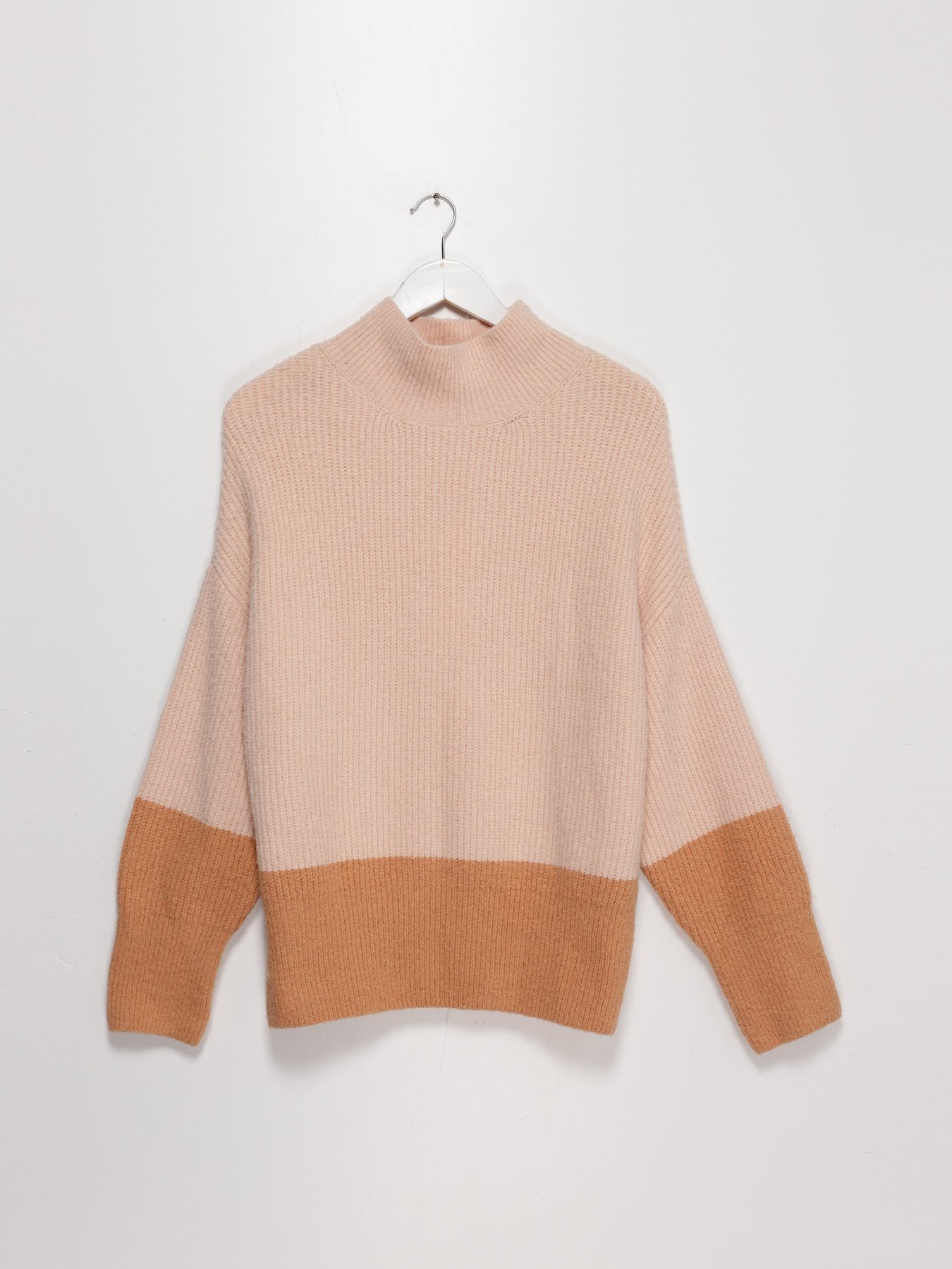 Свитер Vero Moda модель 318413536C13_с.рожевий з бежевим Свитер Vero Moda модель 318413536C13_с.рожевий з бежевим Фото