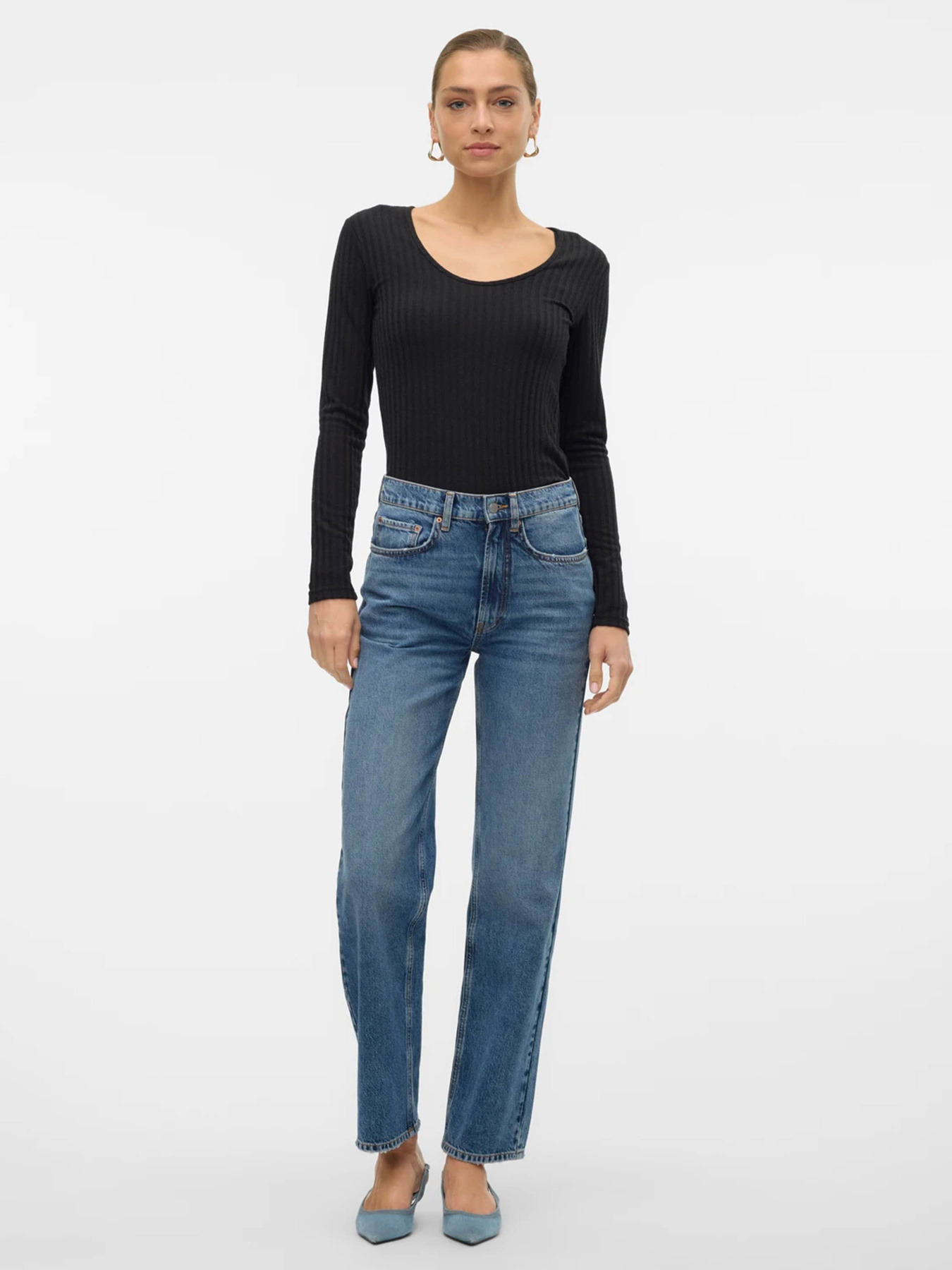 Прямі джинси Vero Moda модель 10319082_Medium Blue Denim Прямі джинси Vero Moda модель 10319082_Medium Blue Denim Фото