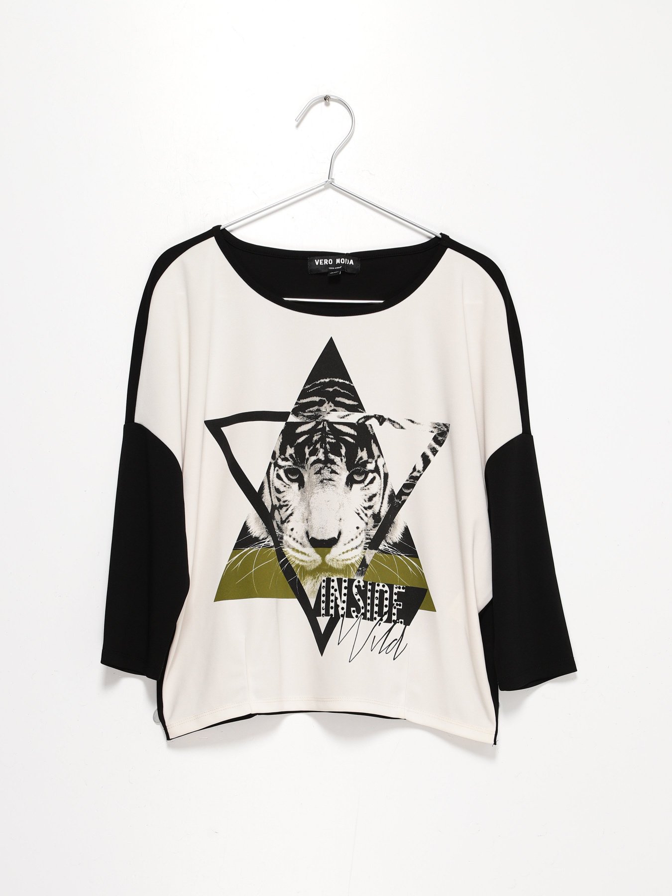 Джемпер Vero Moda модель 316324562A06_білий з чорним Фото