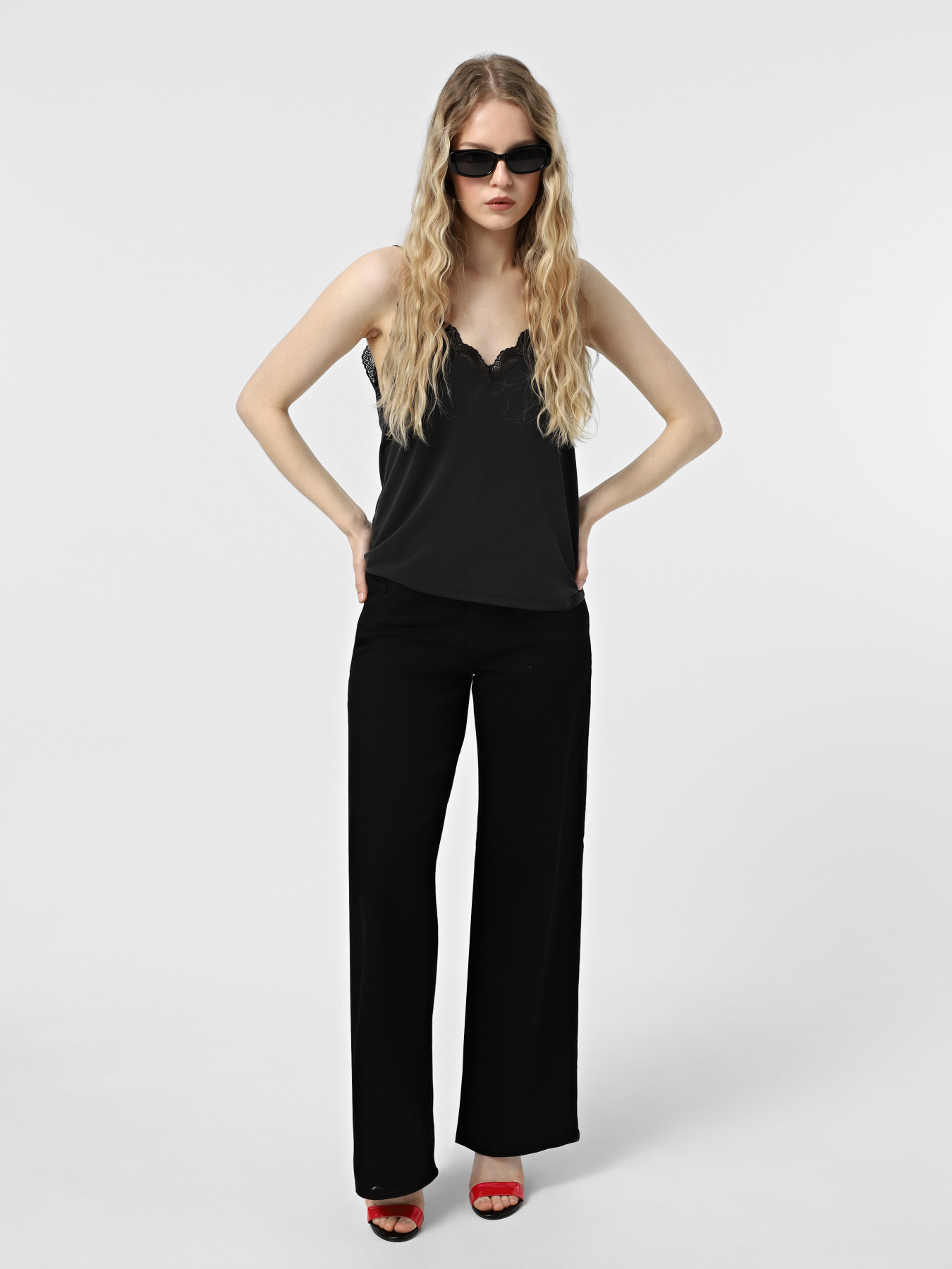 Майка Vero Moda модель 10324809_Black TONE IN TONE LACE Фото