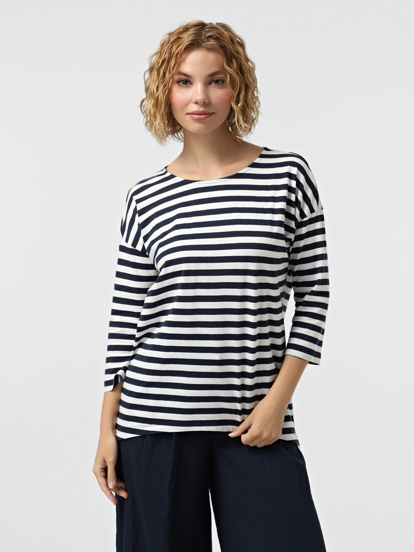 Лонгслів Vero Moda модель 10329546_Navy Blazer Snow White Лонгслів Vero Moda модель 10329546_Navy Blazer Snow White Фото