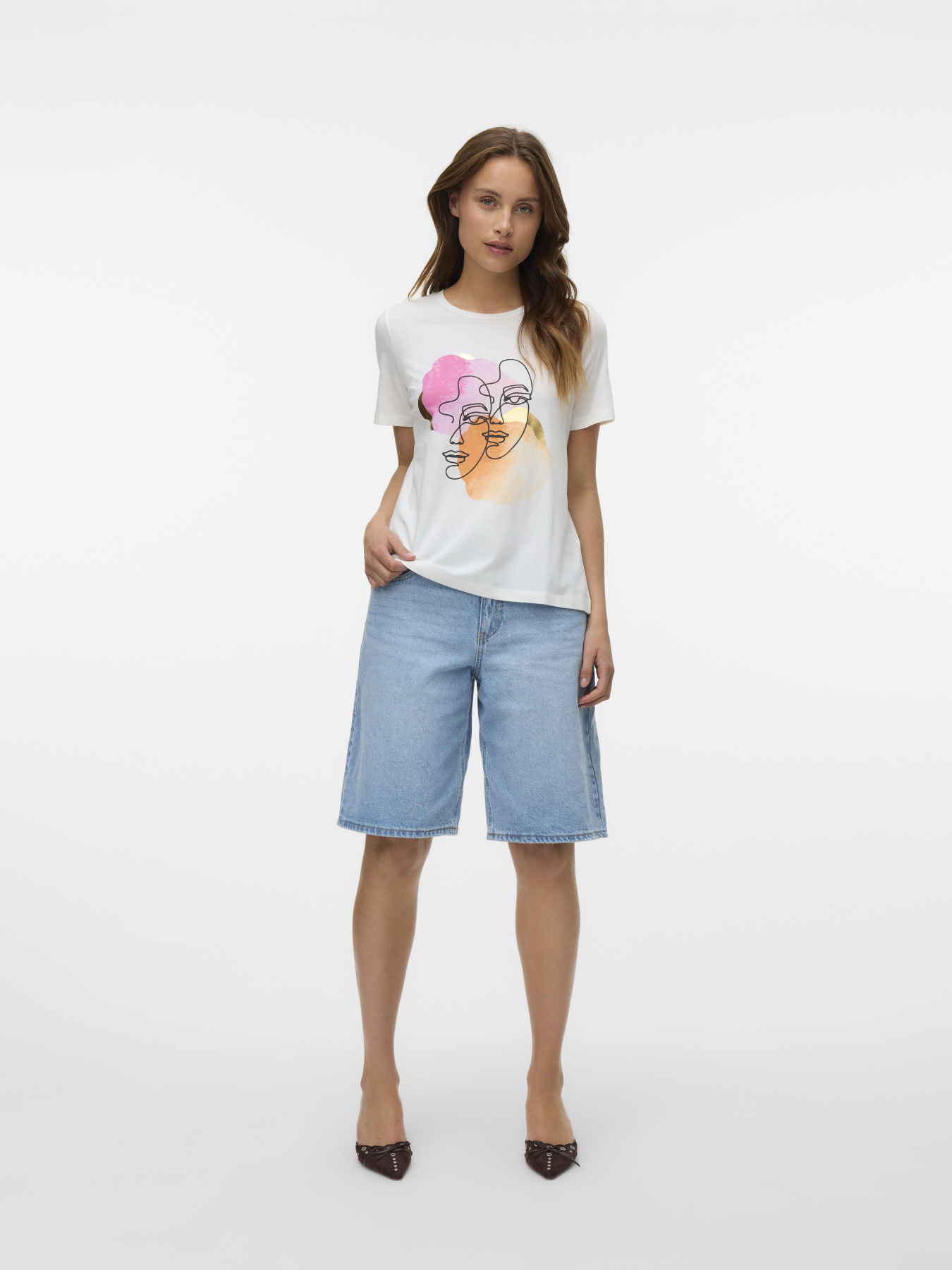 Футболка Vero Moda модель 10333772_Snow White PINK & ORANGE F Фото