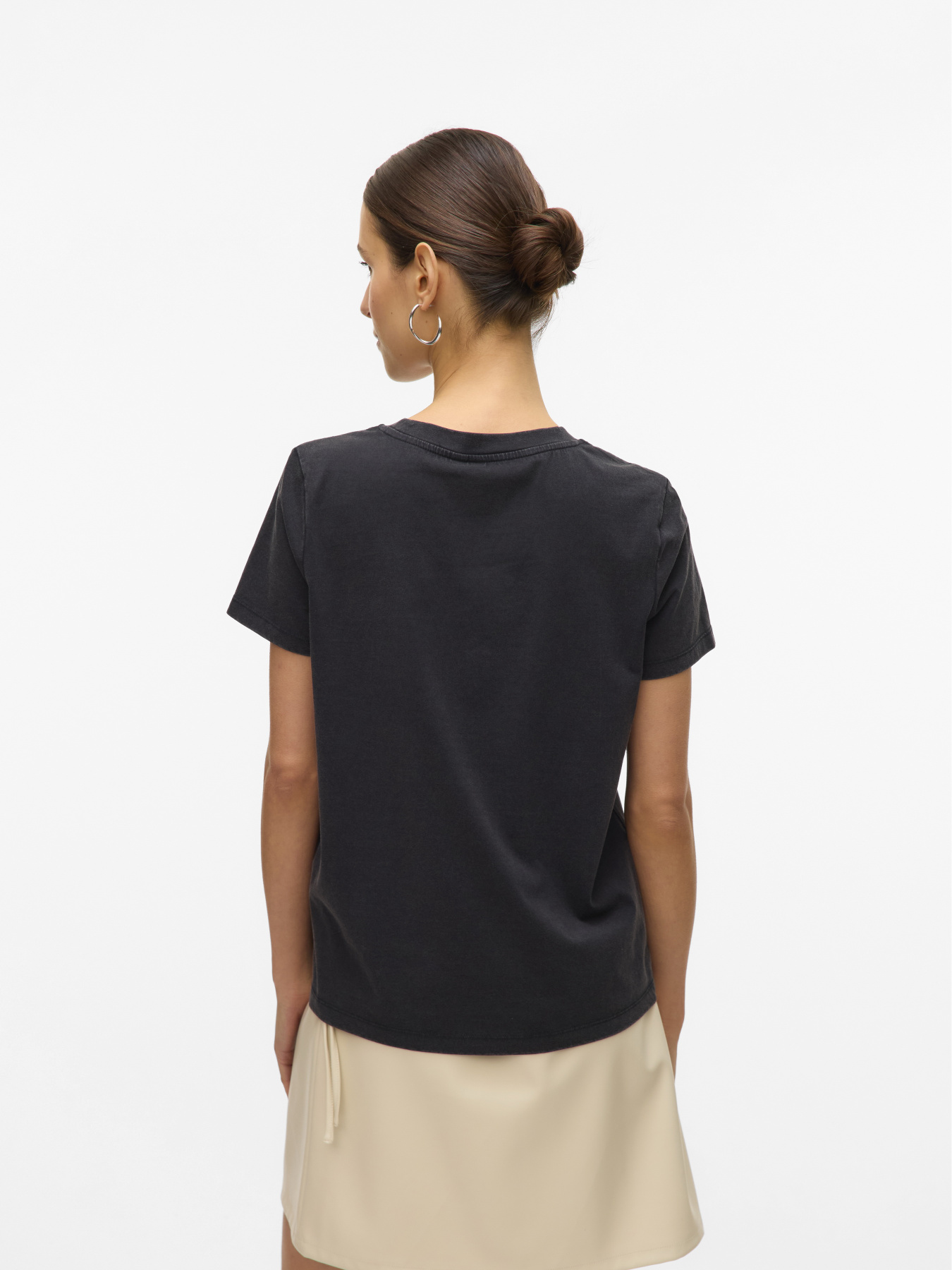 Футболка Vero Moda модель 10332807_Black ACID WASH W. GOLD TI Фото