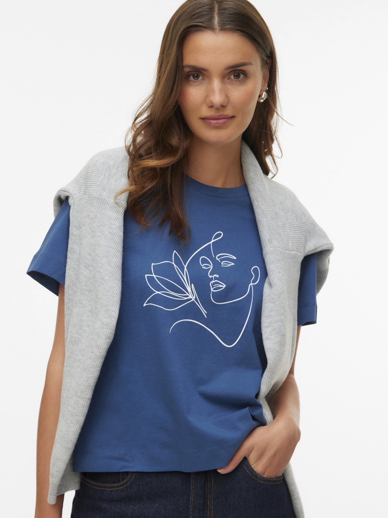 Футболка Vero Moda модель 10346290_Dark Denim FLOWER LADY Фото