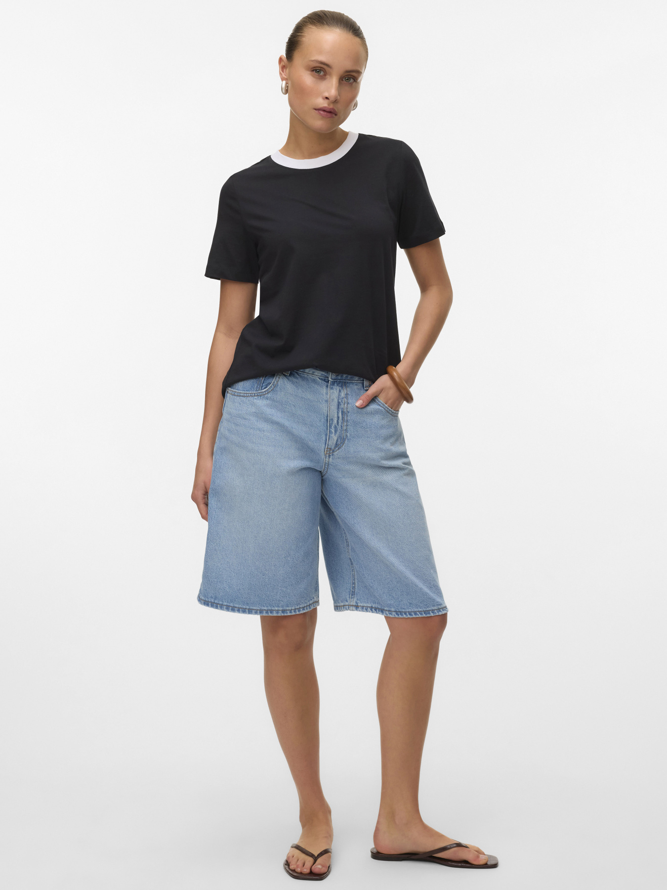 Футболки и поло Vero Moda PAULINA SS T-SHIRT модель 10316991_Black Bright White Necklin Фото