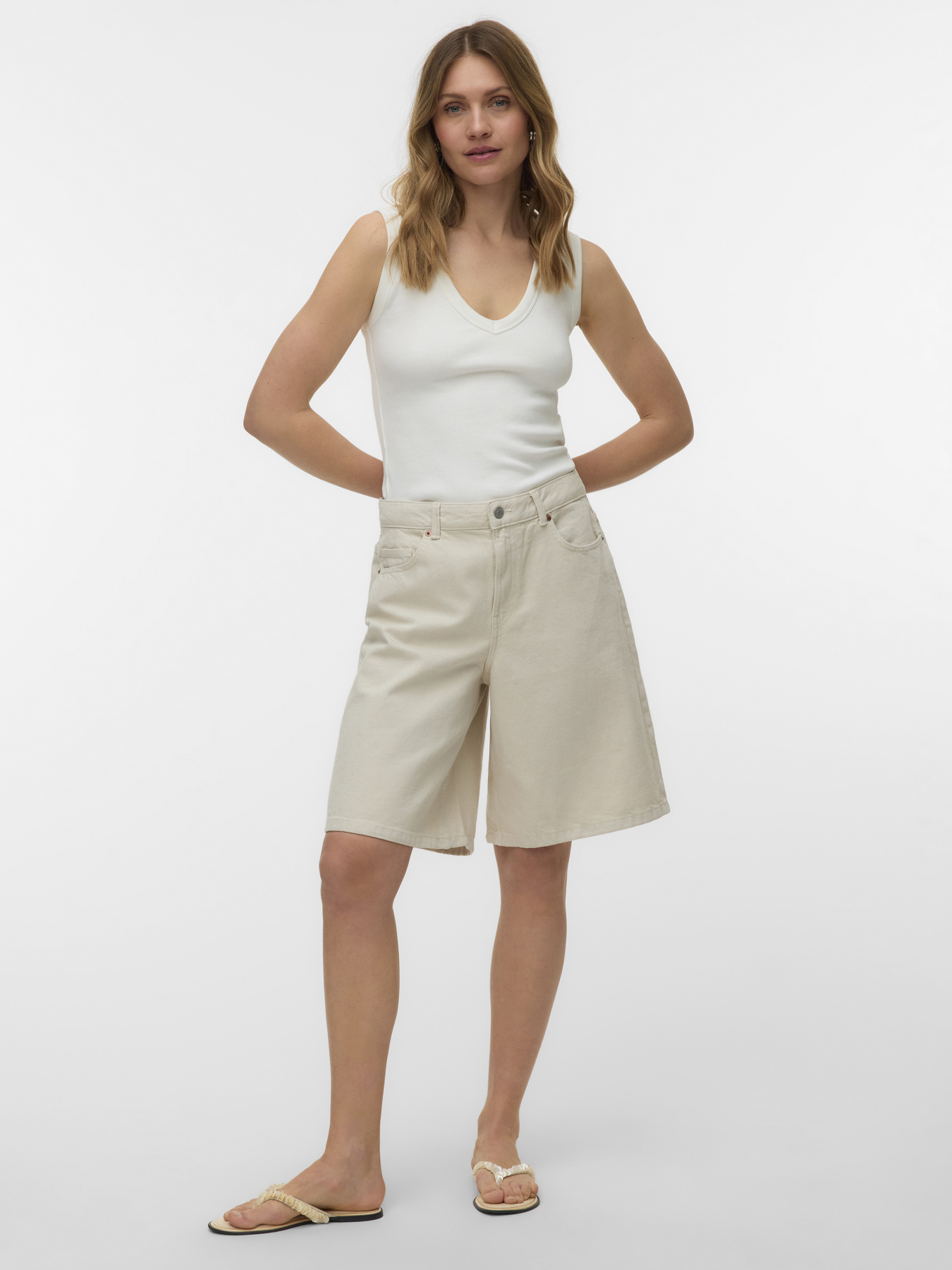 Шорти Vero Moda HADLEY MR BERMUDA DENIM  SHORT модель 10342092_Ecru Фото