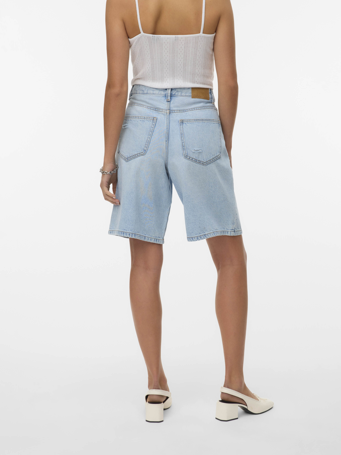 Шорты Vero Moda HADLEY MR BERMUDA DENIM  SHORT модель 10342092_Light Blue Denim Фото