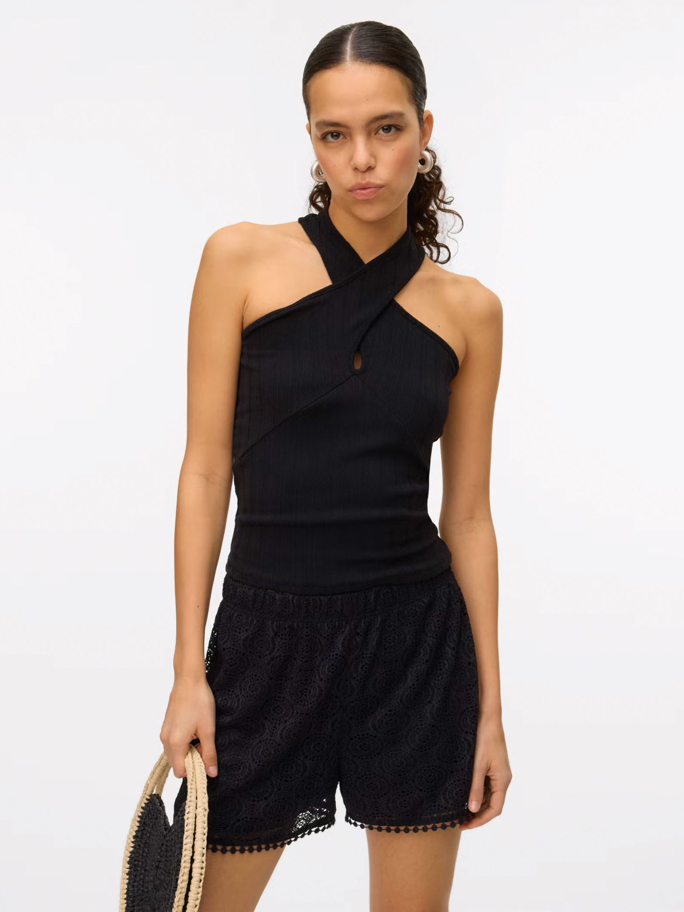 Шорты Vero Moda SELMA NW SHORTS модель 10345671_Black Фото