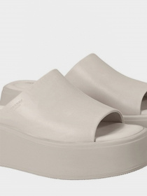 Шлепанцы VAGABOND Courtney модель 5134-001-02 Фото