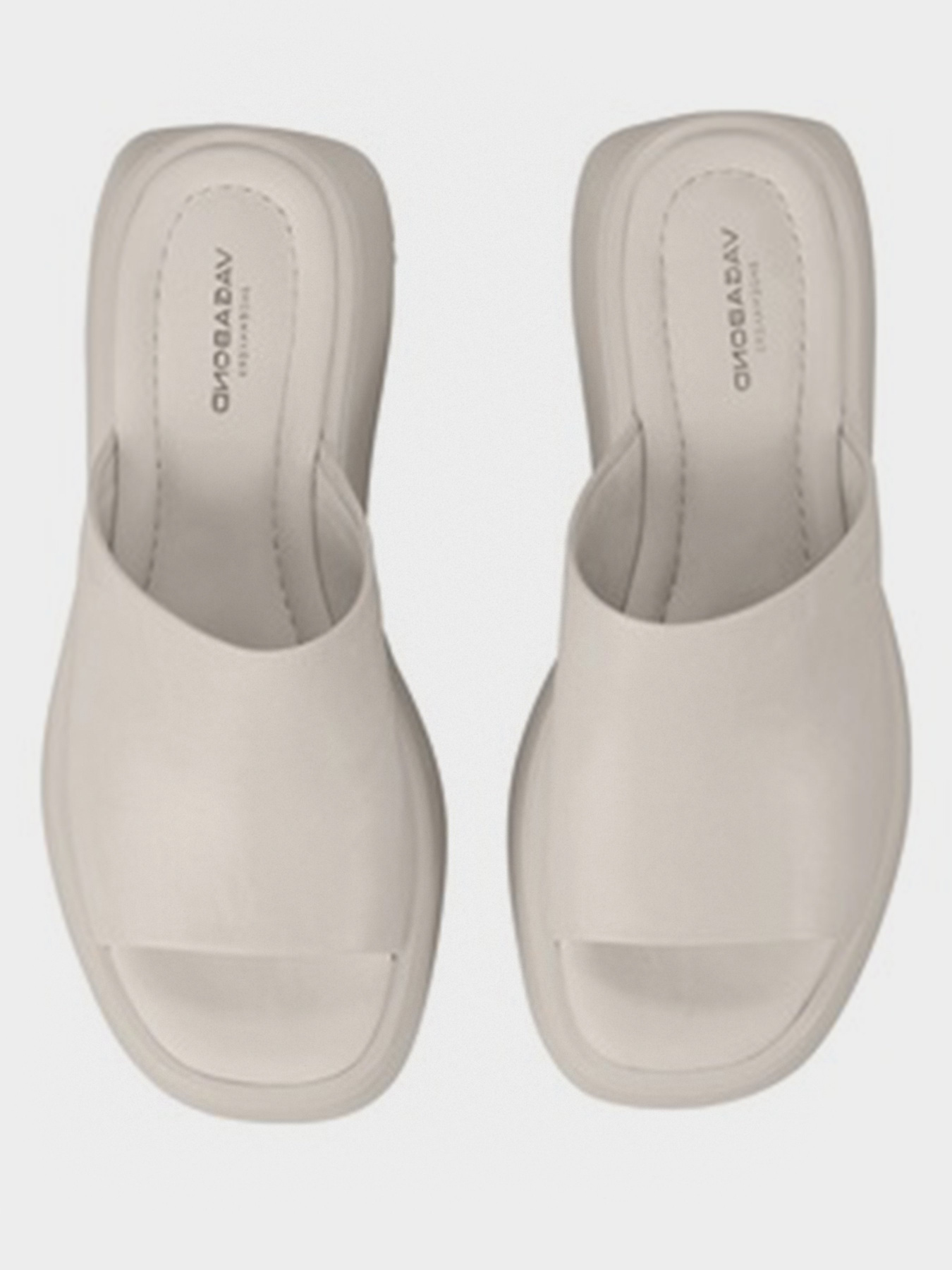 Шлепанцы VAGABOND Courtney модель 5134-001-02 Фото