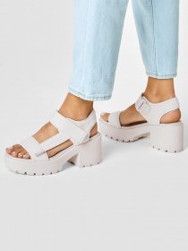 Босоножки VAGABOND Dioon модель 4947-080-01 Фото