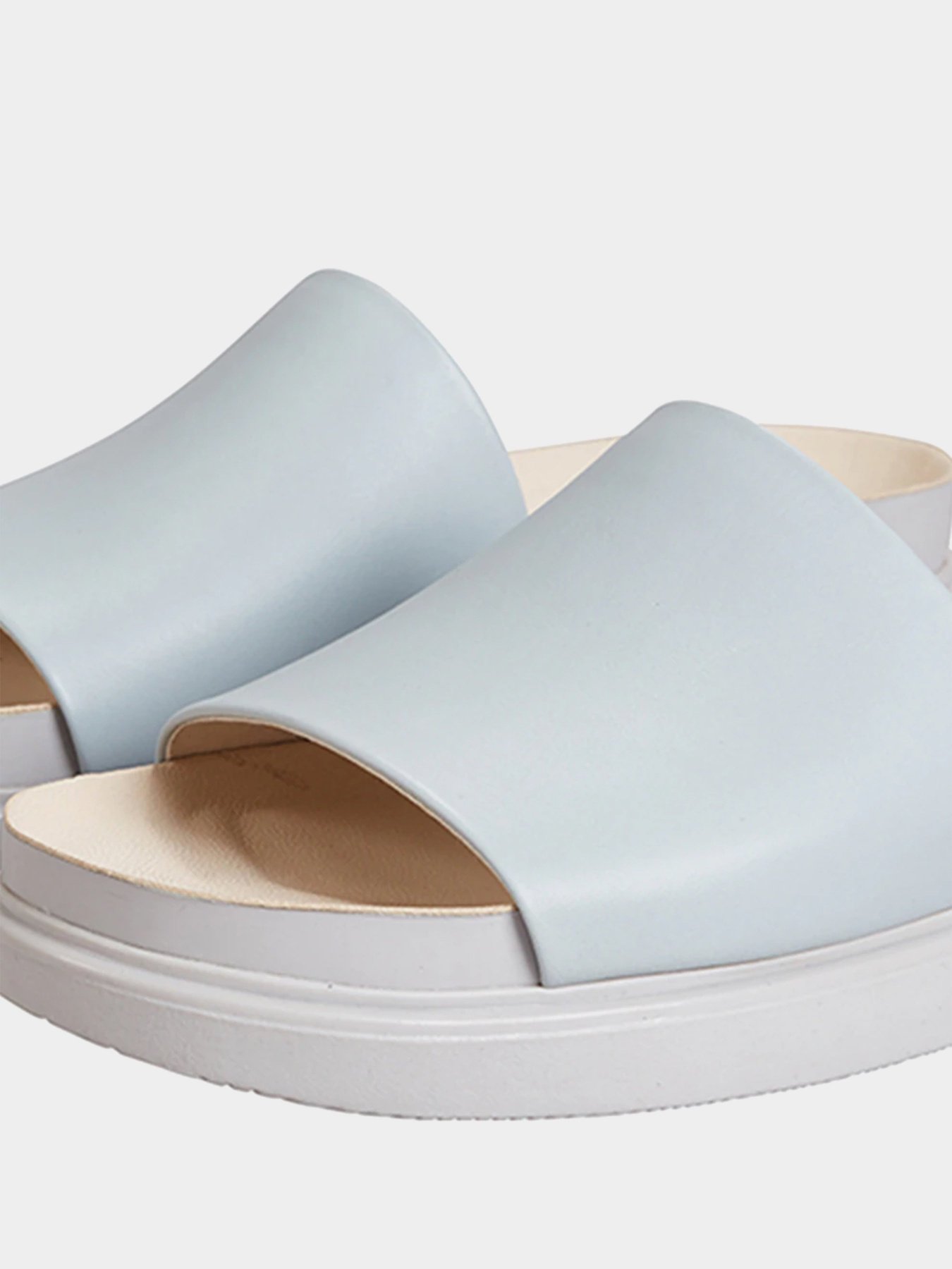 Шлепанцы VAGABOND ERIN модель 4932-001-23 Фото