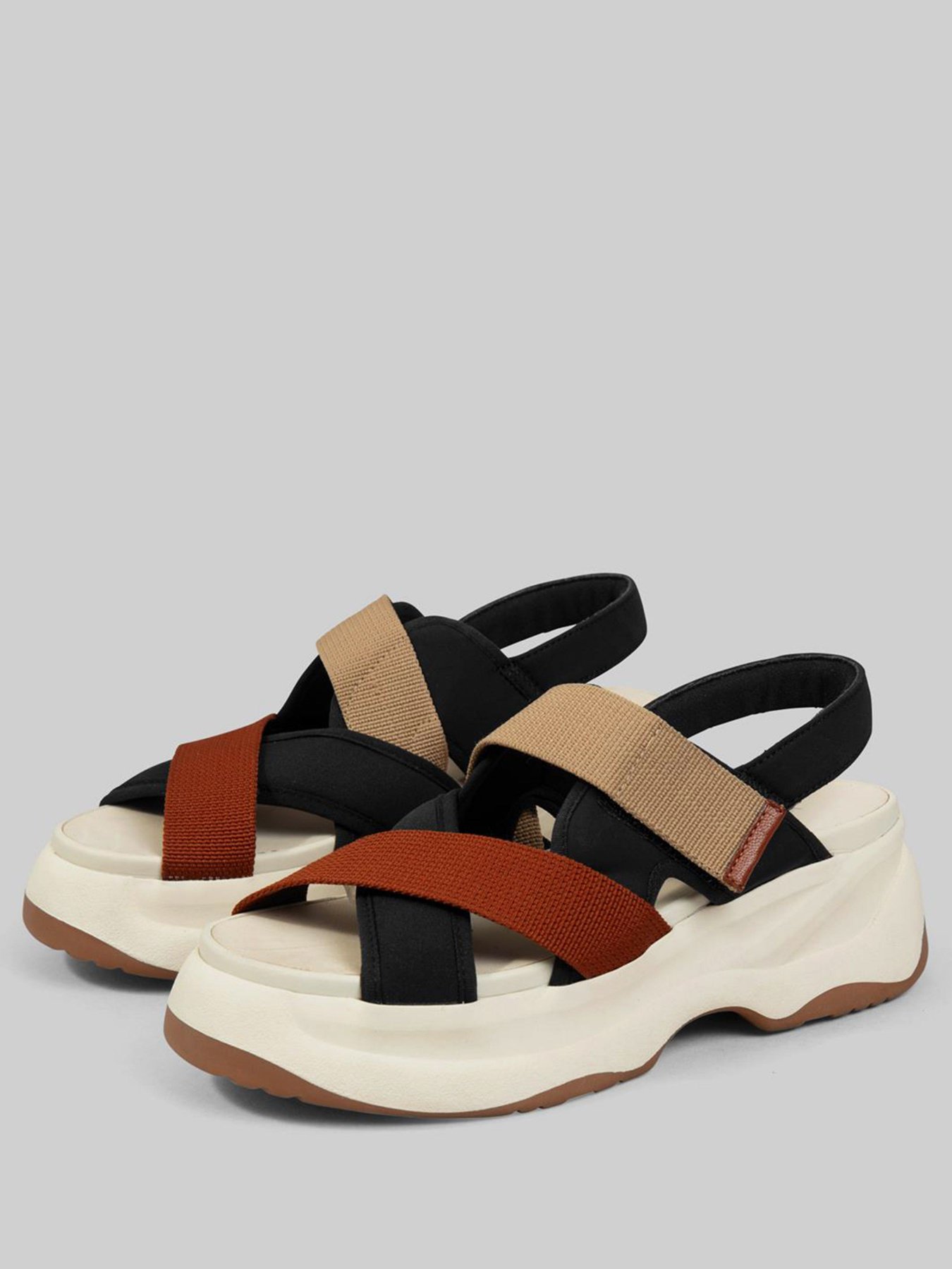 Сандалії VAGABOND Essy модель 4929-002-79 Фото