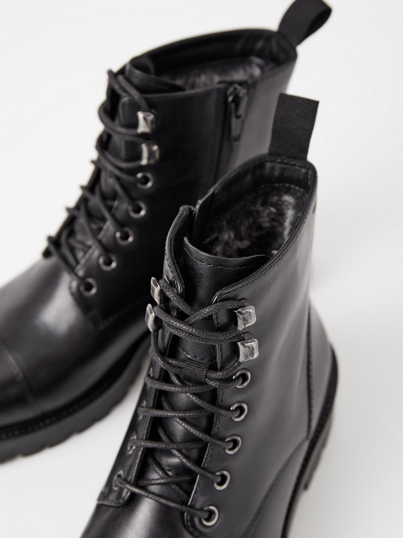 Ботинки VAGABOND Kenova модель 5257-201-20 Фото