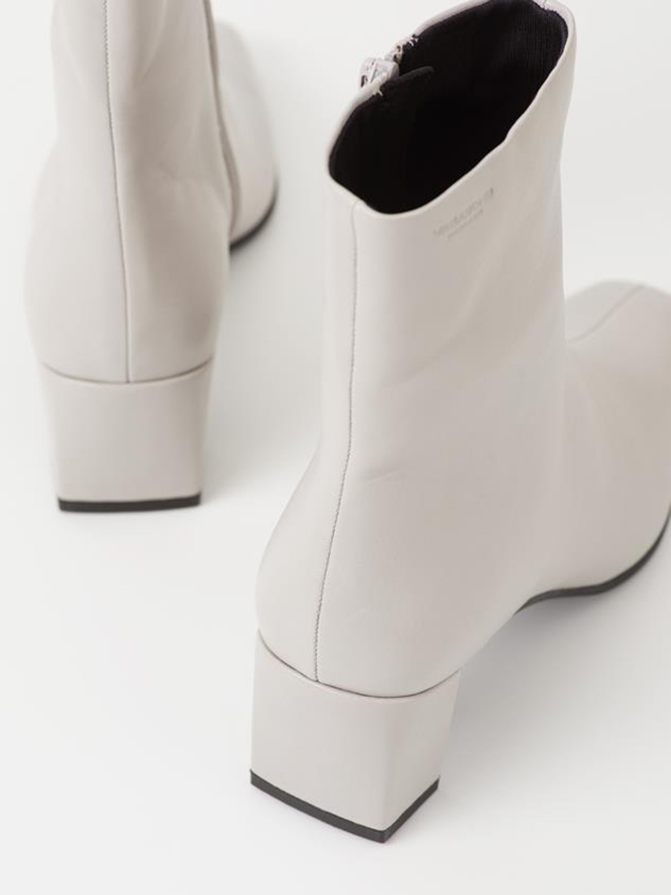 Ботильйони VAGABOND Tessa модель 5113-001-80 Фото