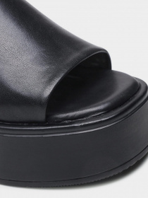 Шлепанцы VAGABOND Courtney модель 5334-601-92 Фото