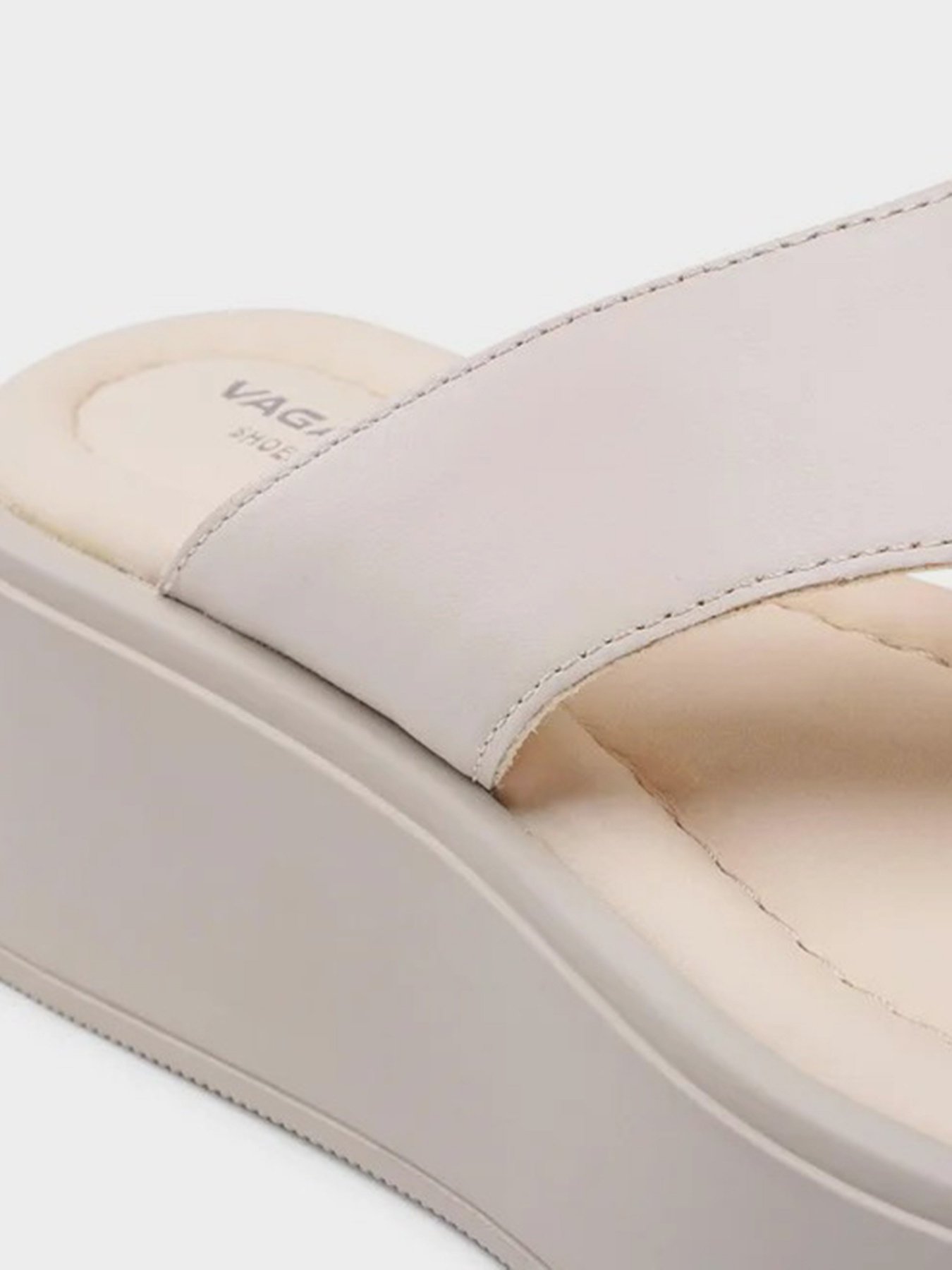 Вьетнамки VAGABOND модель 5334-901-02 Вьетнамки VAGABOND модель 5334-901-02 Фото