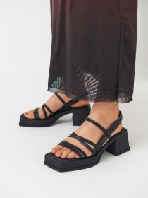 Босоножки VAGABOND Hennie модель 5337-101-20 Фото